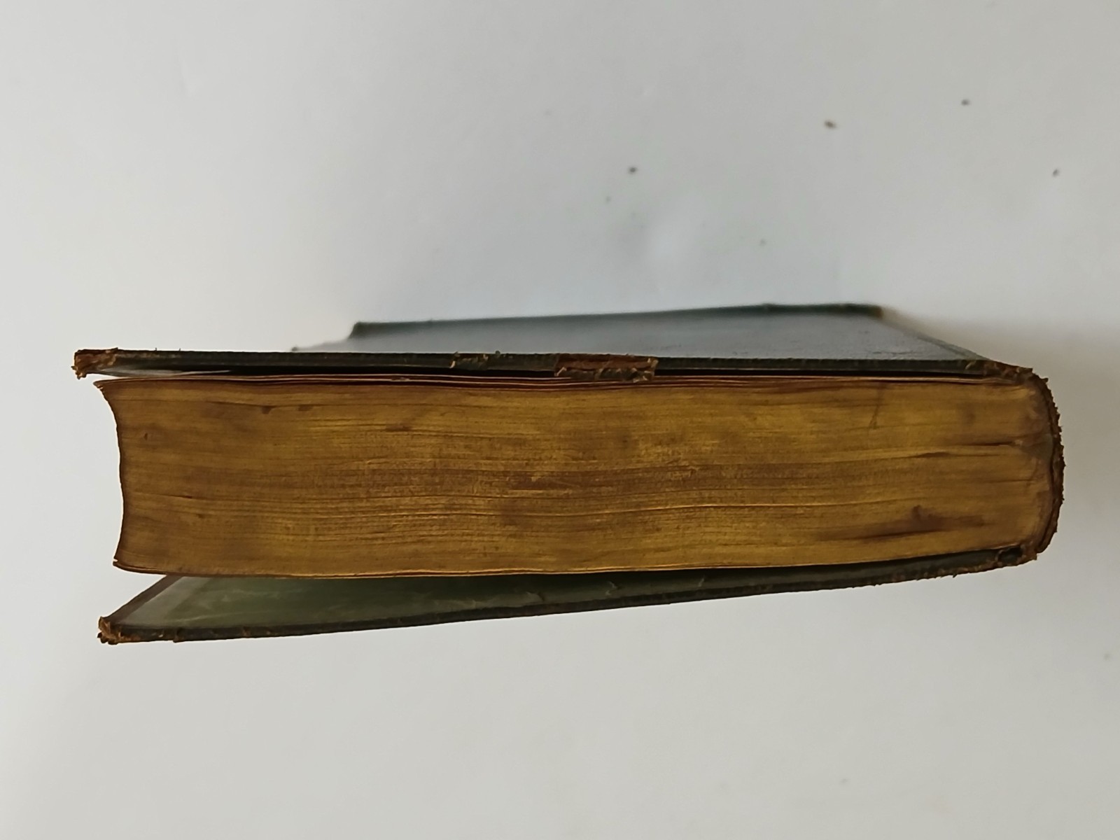 14 GREEN LEATHERBOUND THACKERAY Published by Henry Frowde, Early 1900s.