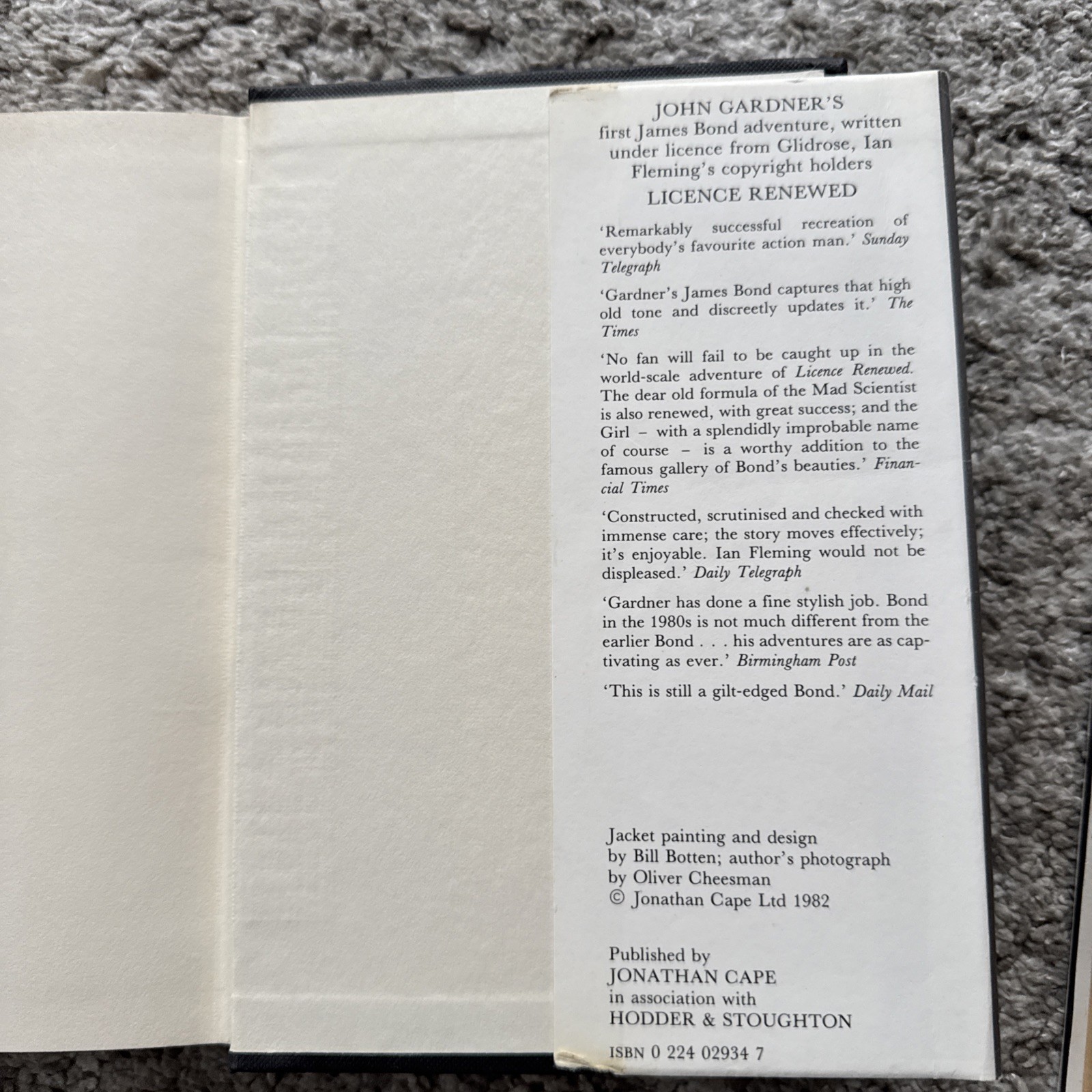 For Special Services John Gardner 1st edition/1st print Ian Fleming James Bond