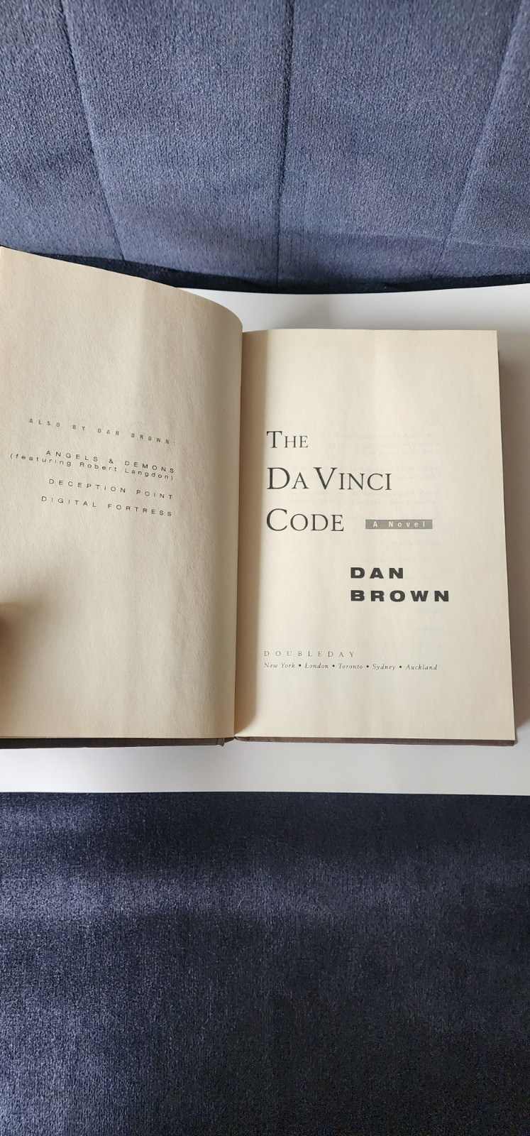 The Da Vinci Code Dan Brown First Edition (1st Printing) with Errors
