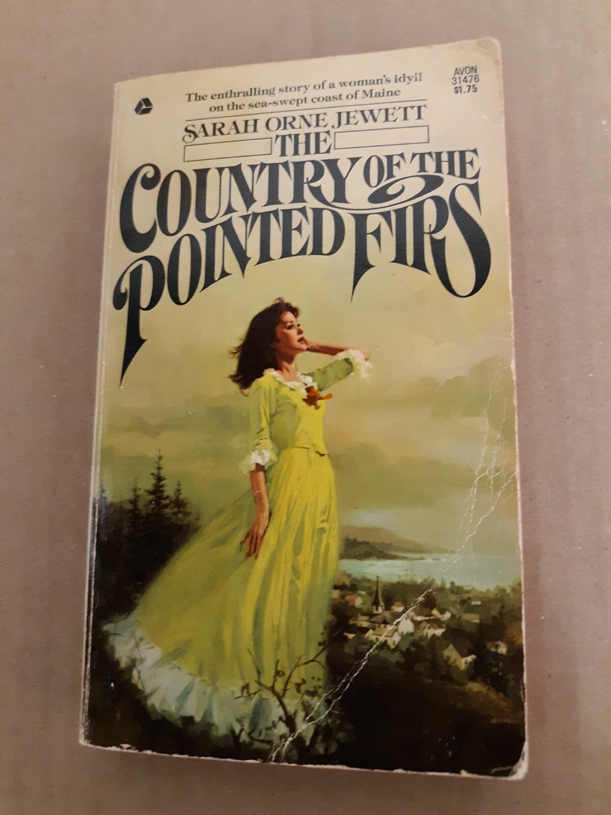 The Country Of The Pointed Firs, Sarah Orne Jewett, Avon PB 1977, Good Minus mm