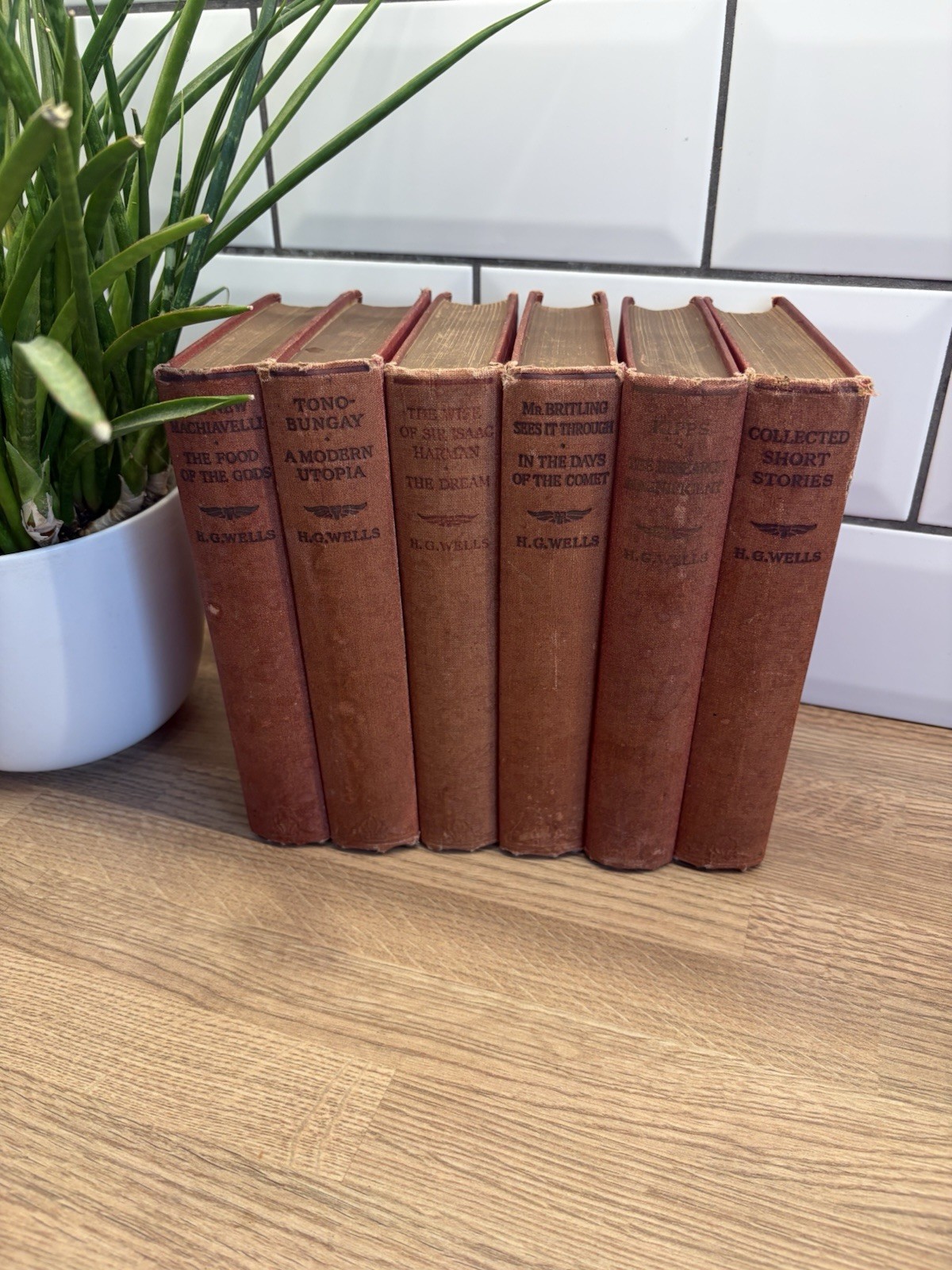 Antique Red Books x 6 Vintage Shelf Display HG Wells Odhams Press Decor