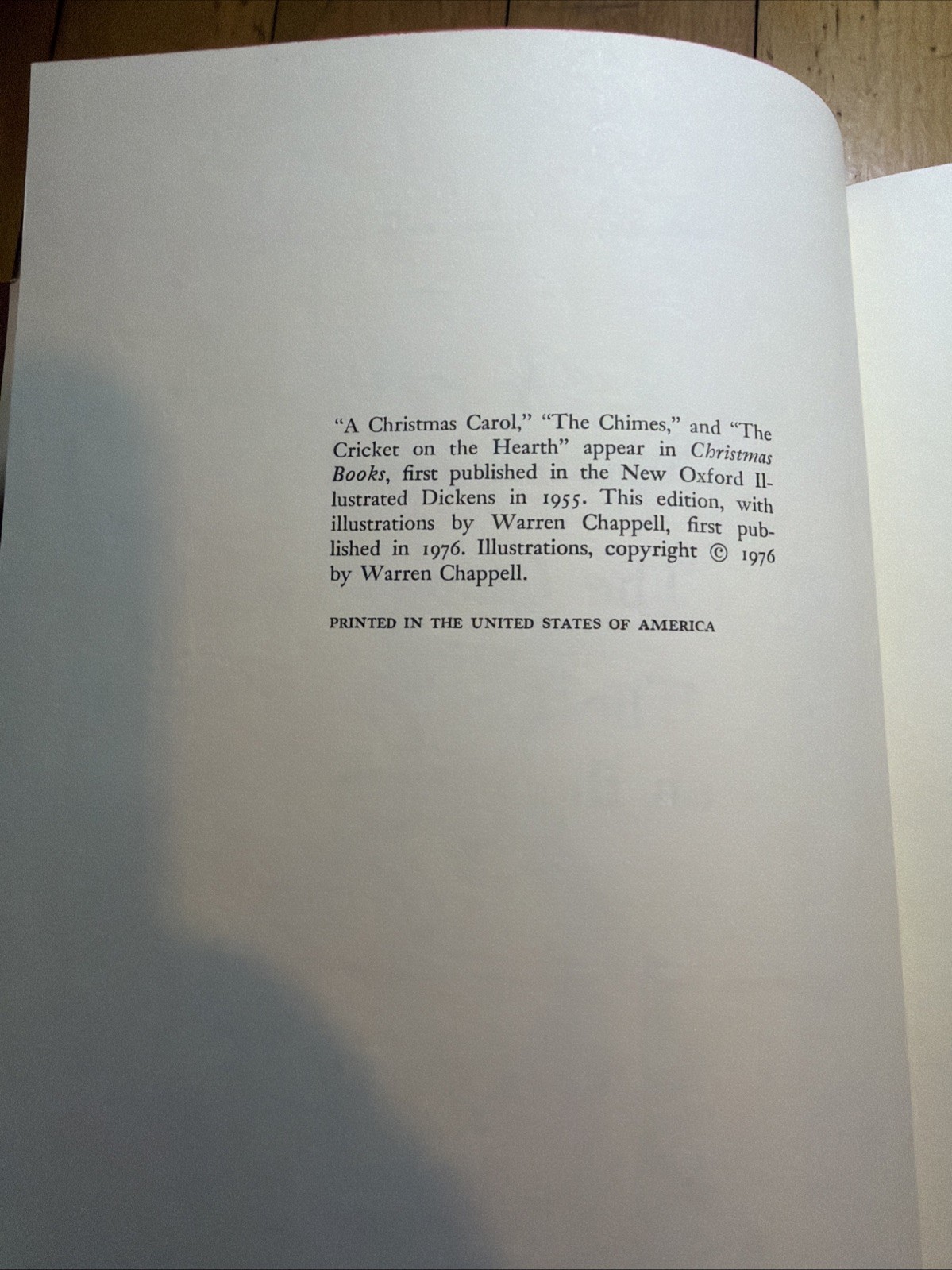 A Charles Dickens Christmas Illustrated by Warren Chappell 1976 Hardcover w/DJ