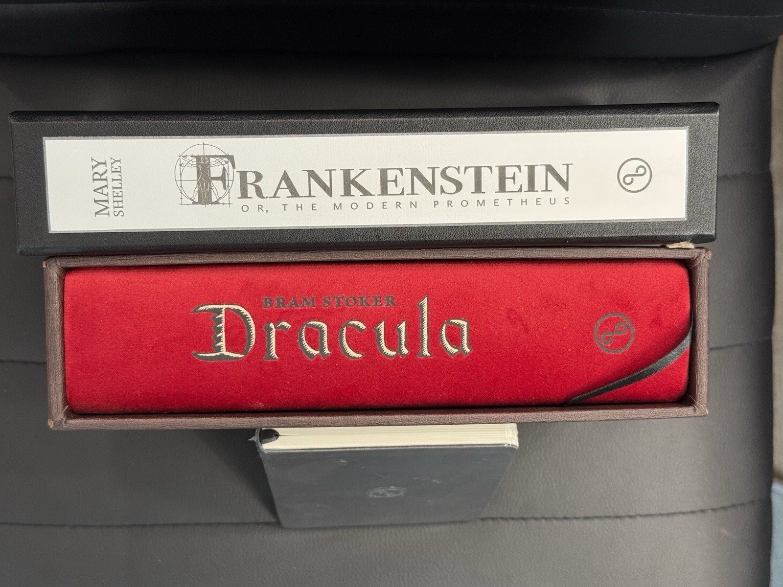Amaranthine Books Dracula & Frankenstein Signed Limited Numbered RARE SET ??