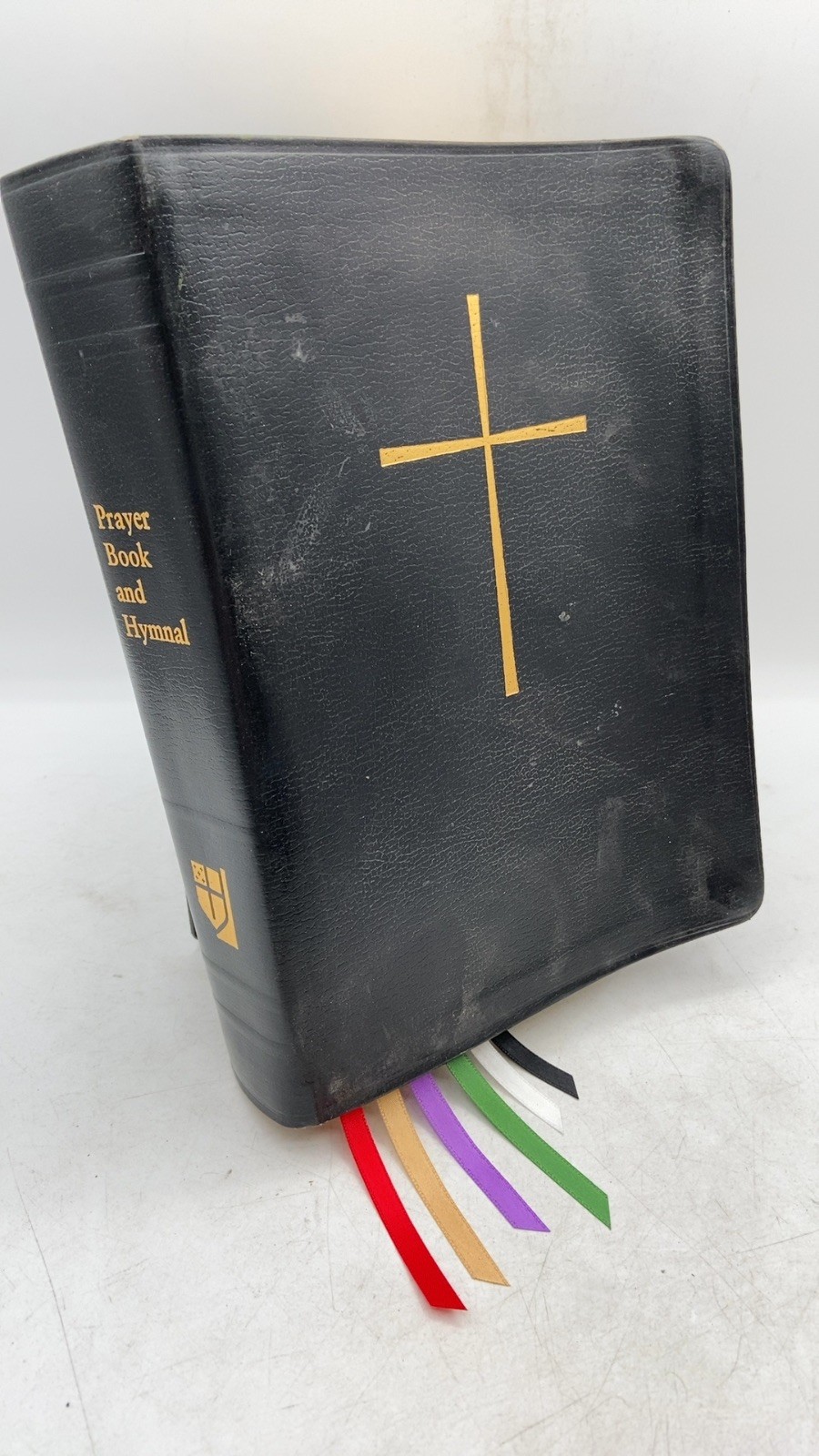 Prayer Book and Hymnal: Containing The Book of Common Prayer and The Hymnal 1…