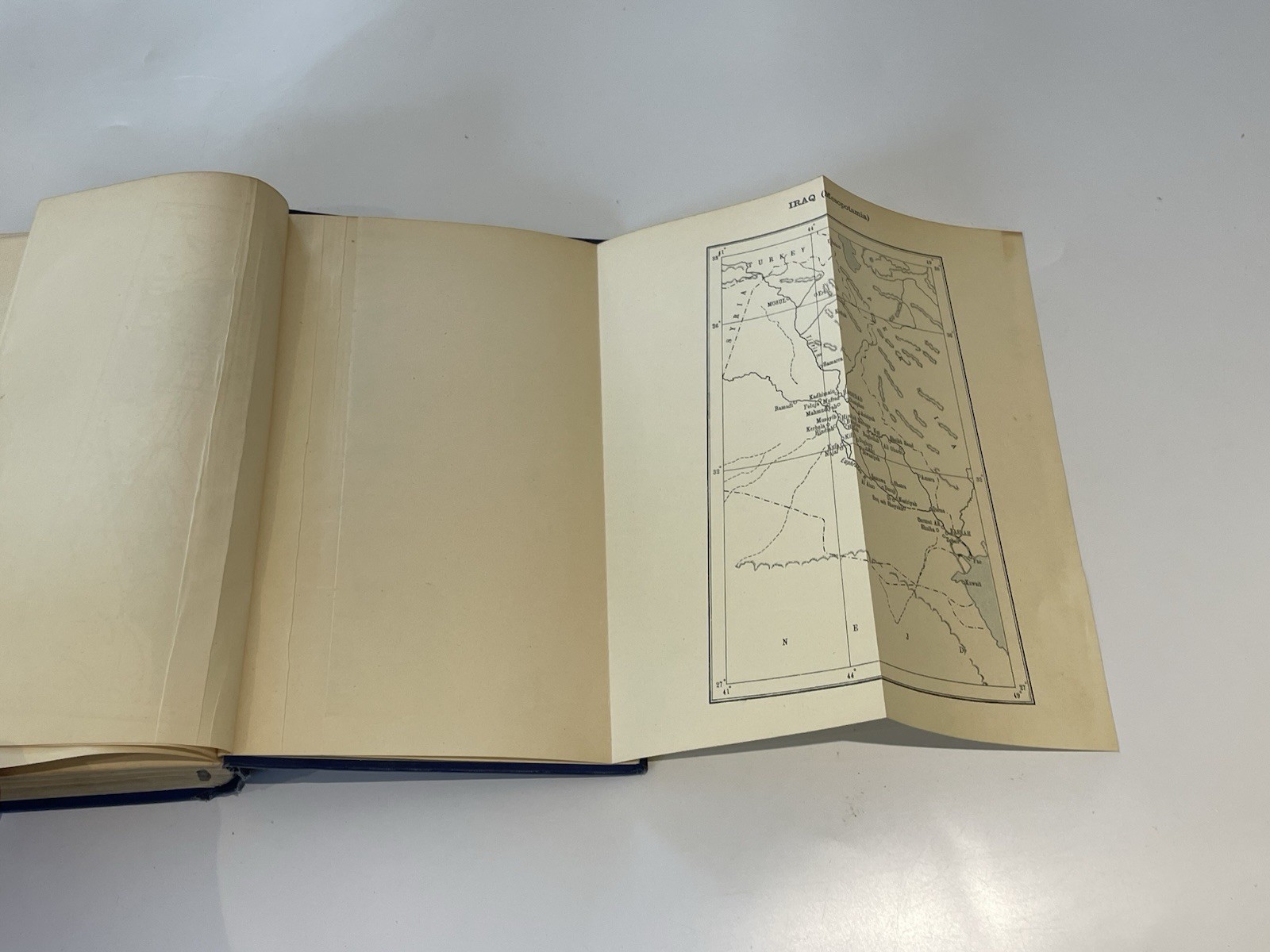 The Independent Arab, Major Sir Hubert Young, 1933 1st Edition, Maps Middle East