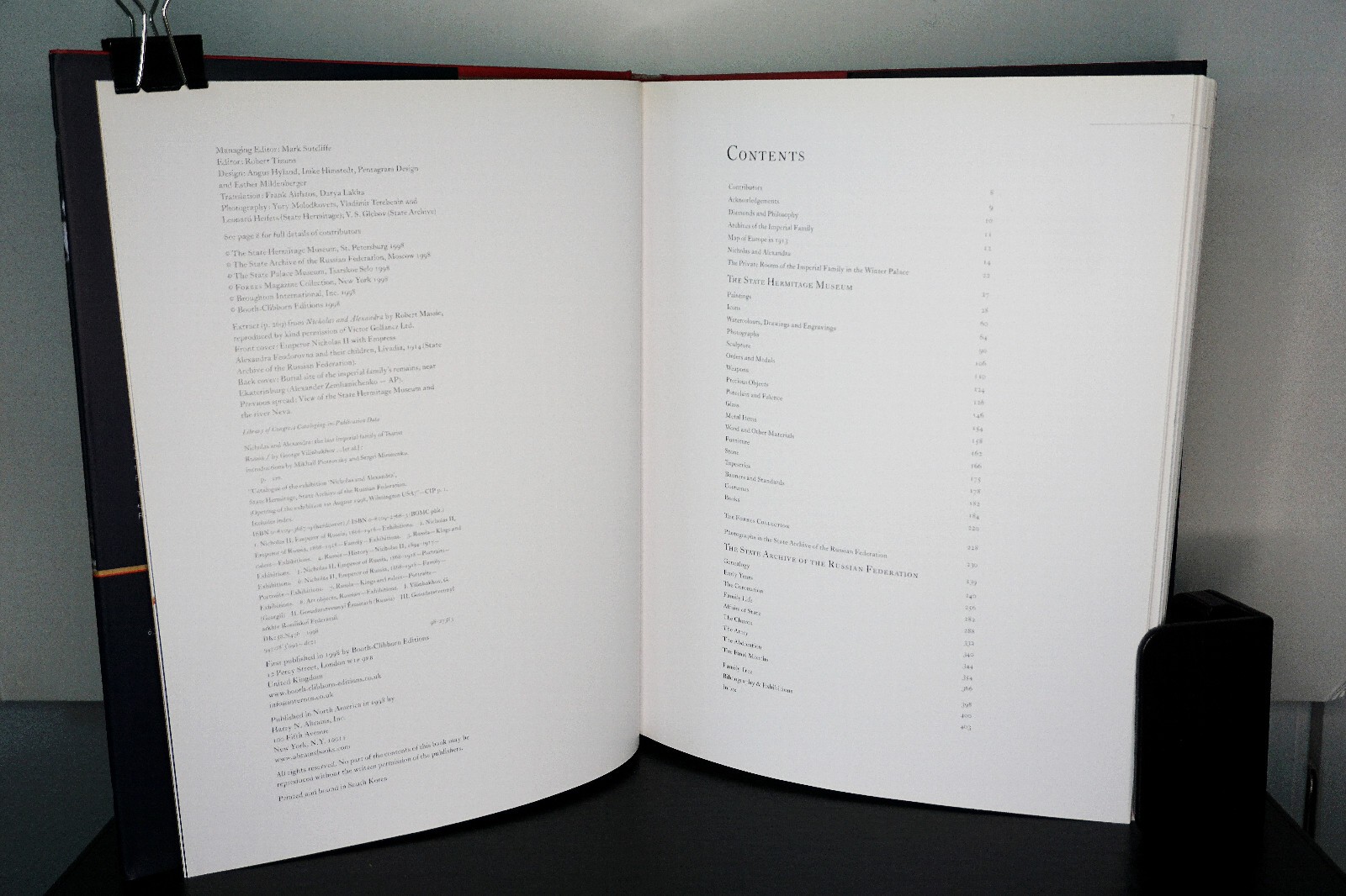 Nicholas & Alexandra State Heritage Museum Of Russia Harry N. Abrams Inc. 1998