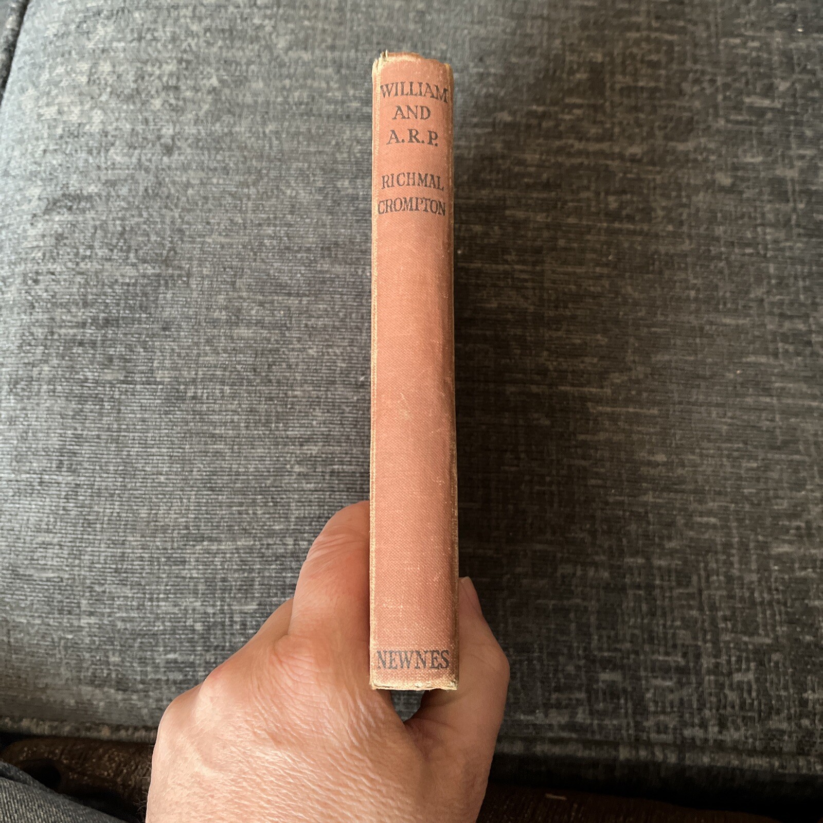 William And A.R.P. – Richmal Crompton – 1947 Hardback – Newnes
