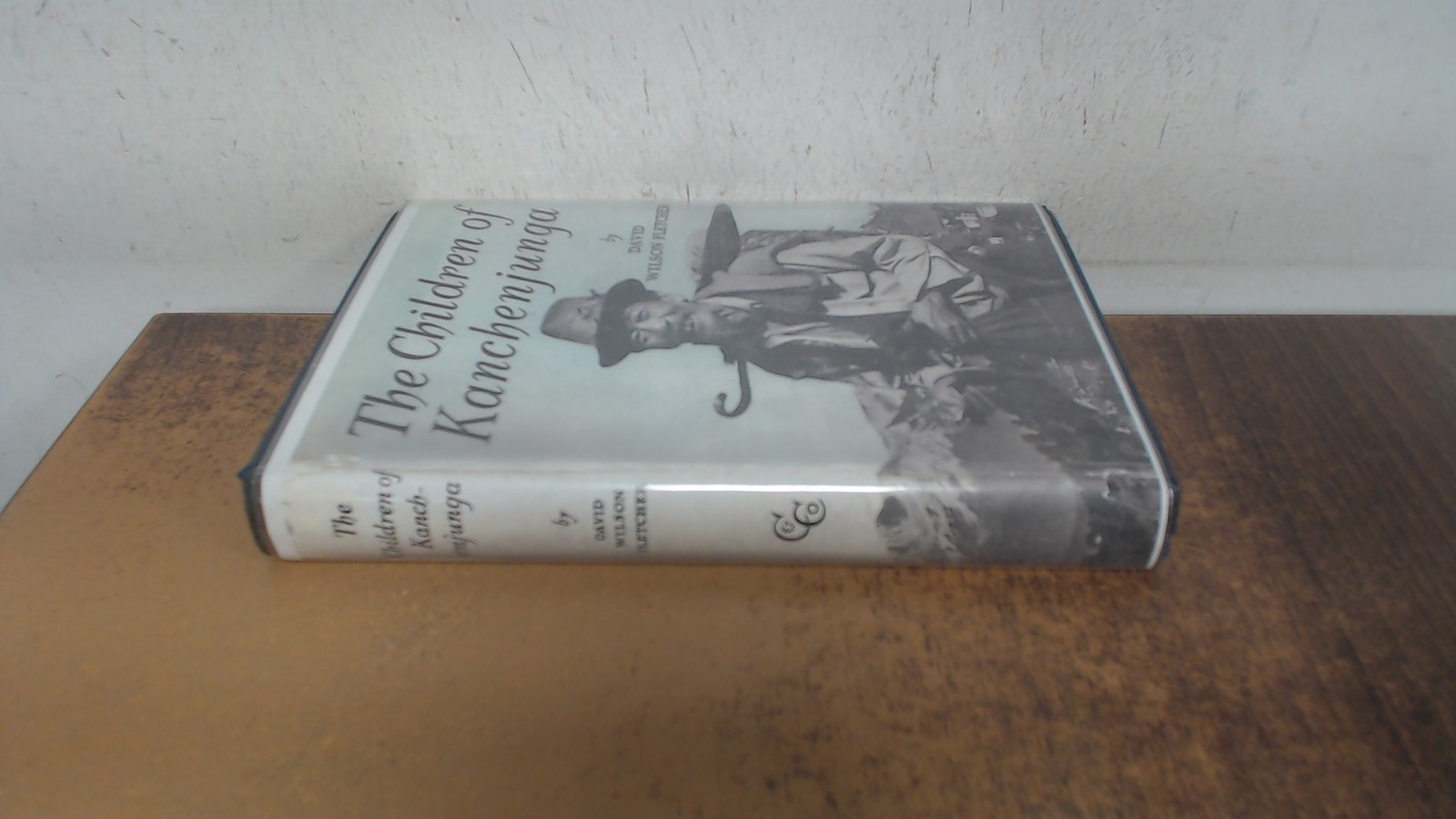 The children of Kanchenjunga (1st ed), David Wilson Fletcher, Con
