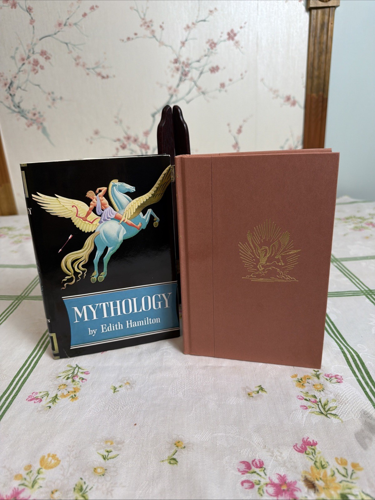 Mythology by Edith Hamilton 1942 First Edition HCDJ