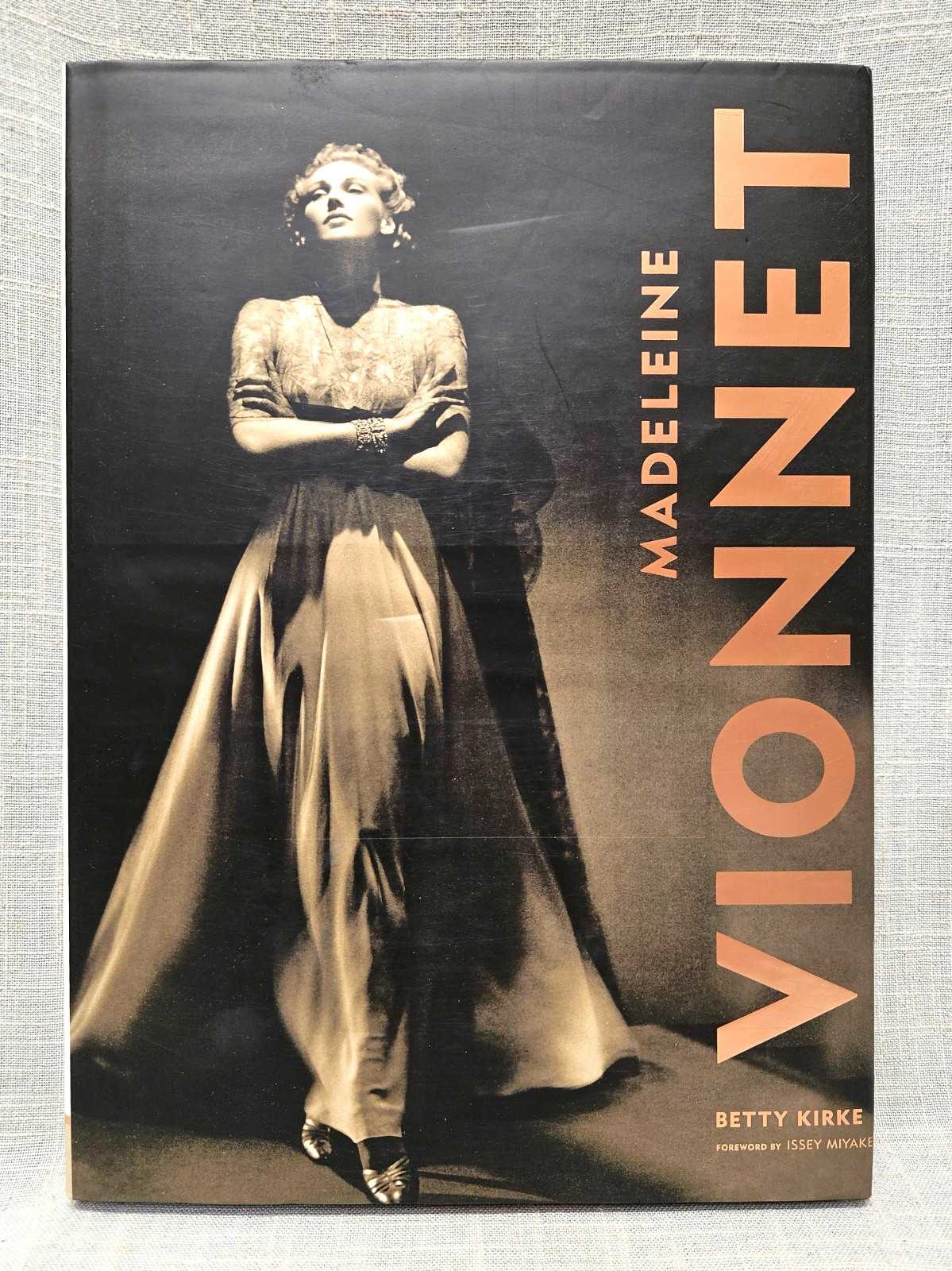 Madeleine Vionnet by Betty Kirke, Chronicle Books 2012 BIN03 DS36
