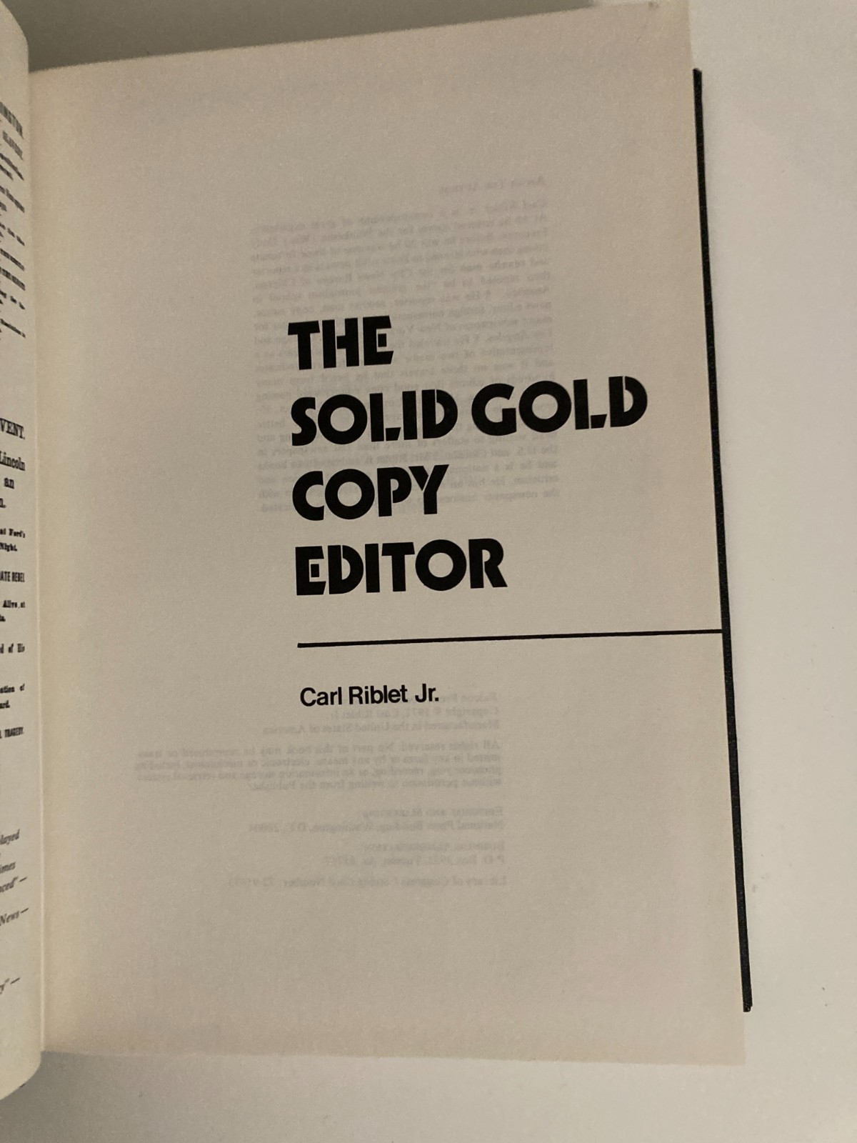 Solid Gold Copy Editor by Carl Riblet, Jr (1972, HC) 1st Printing VG