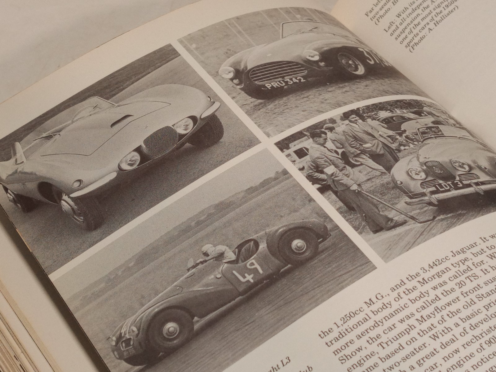 Vintage ‚A History of Sports Cars‘ hardcover coffee table book G.N.Geogano, 1970