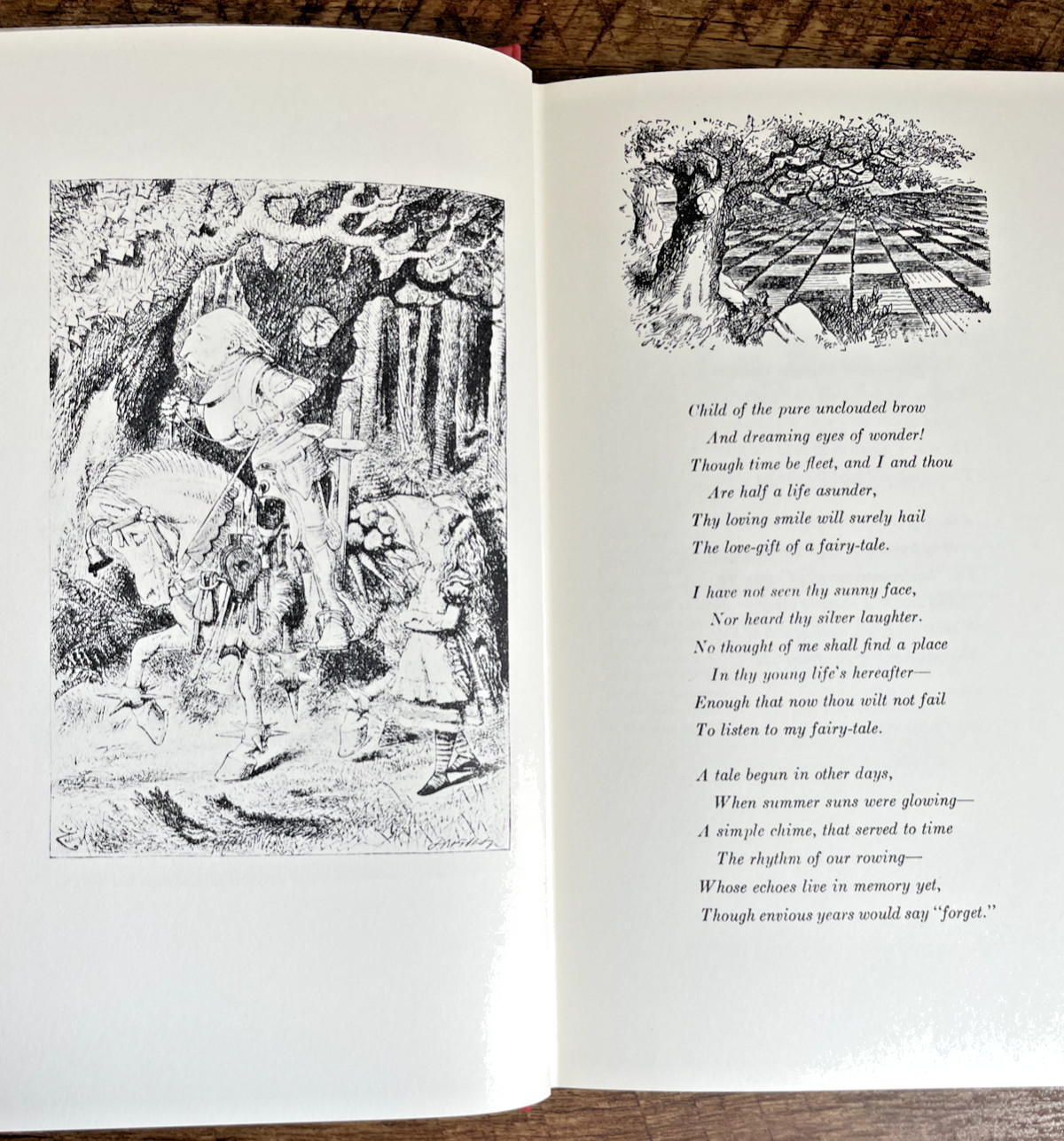 Alice’s Adventures in Wonderland/Through Looking Glass (Box Set 1965 Centennial)
