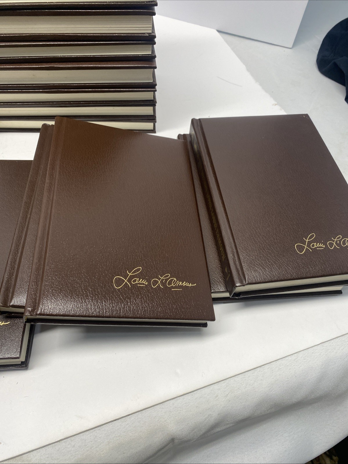 VTG Lot of 20 Louis L’Amour Leatherette Books Collection Bantam 20 Volumes