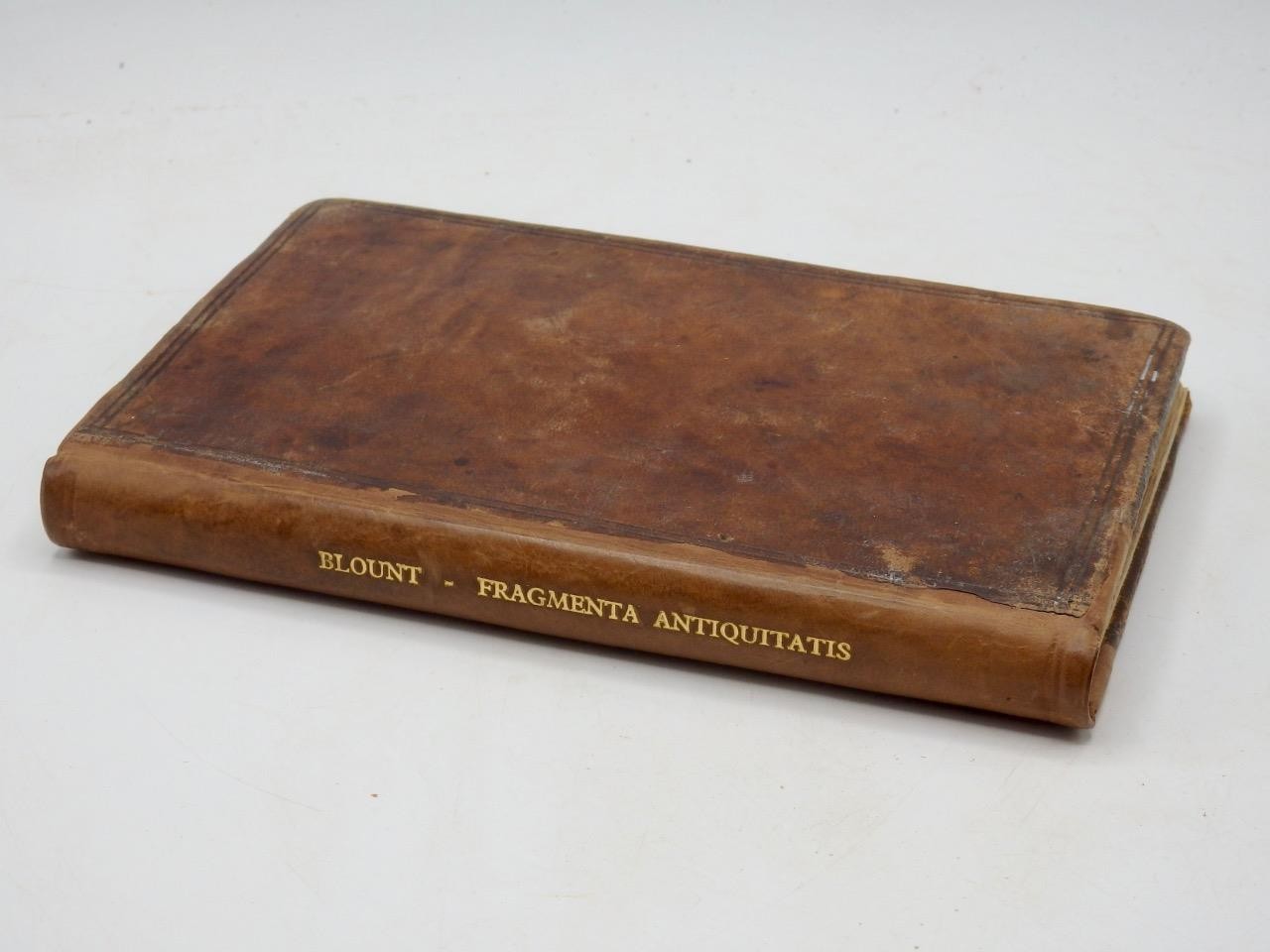 1679 FRAGMENTA ANTIQUITATIS Antient Tenures of Land, Customs of Mannors FOLKLORE