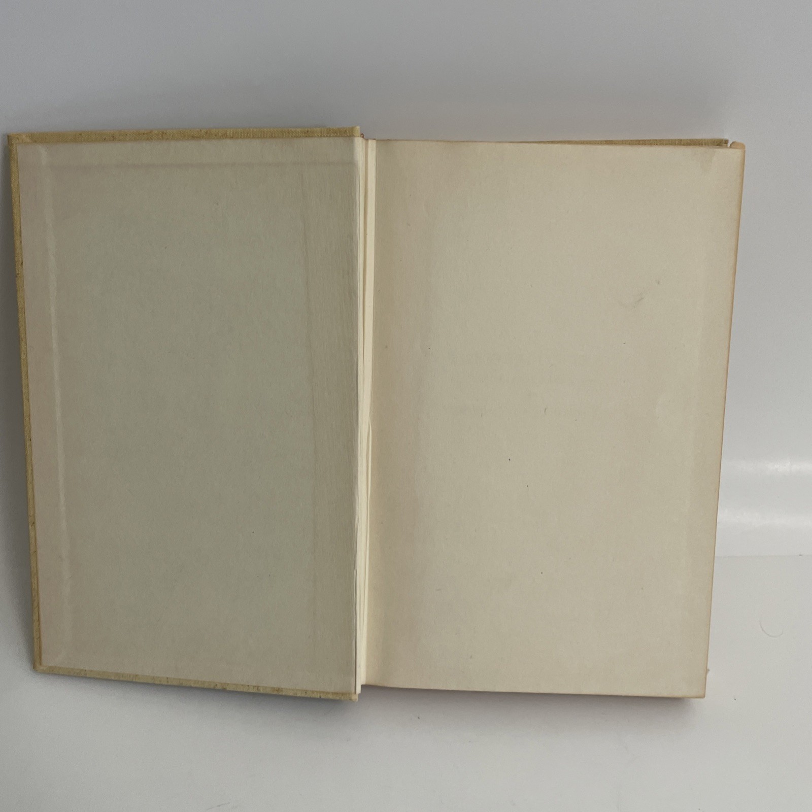 The Oregon Trail Illustrated by Maynard Dixon. 1943 Limited Edition Book Club.