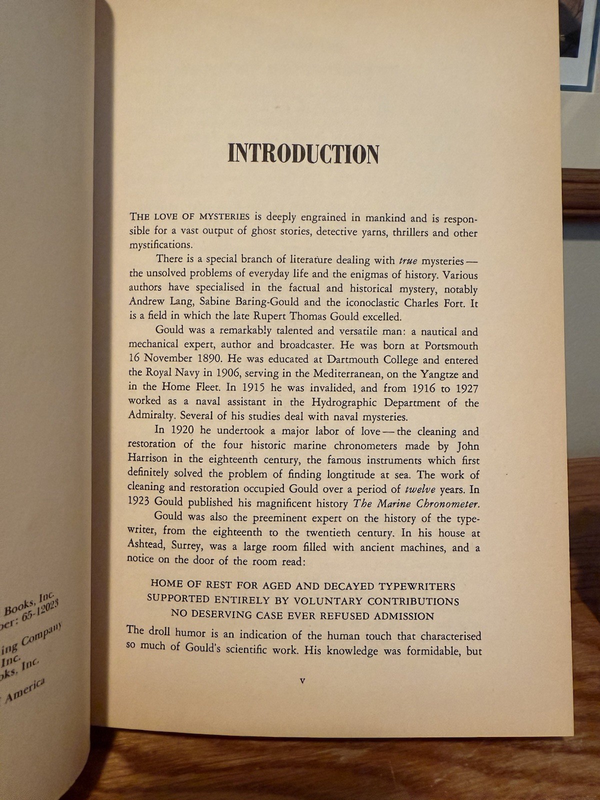 Oddities, Unexplained Facts by Rupert T. Gould HCDJ 1965 VG+