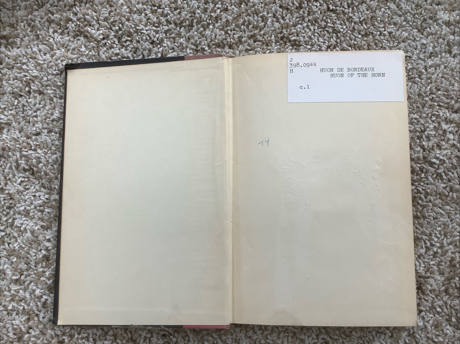 Huon of the Horn by Andre Norton; Vintage HC; Fmr Library copy missing title pg
