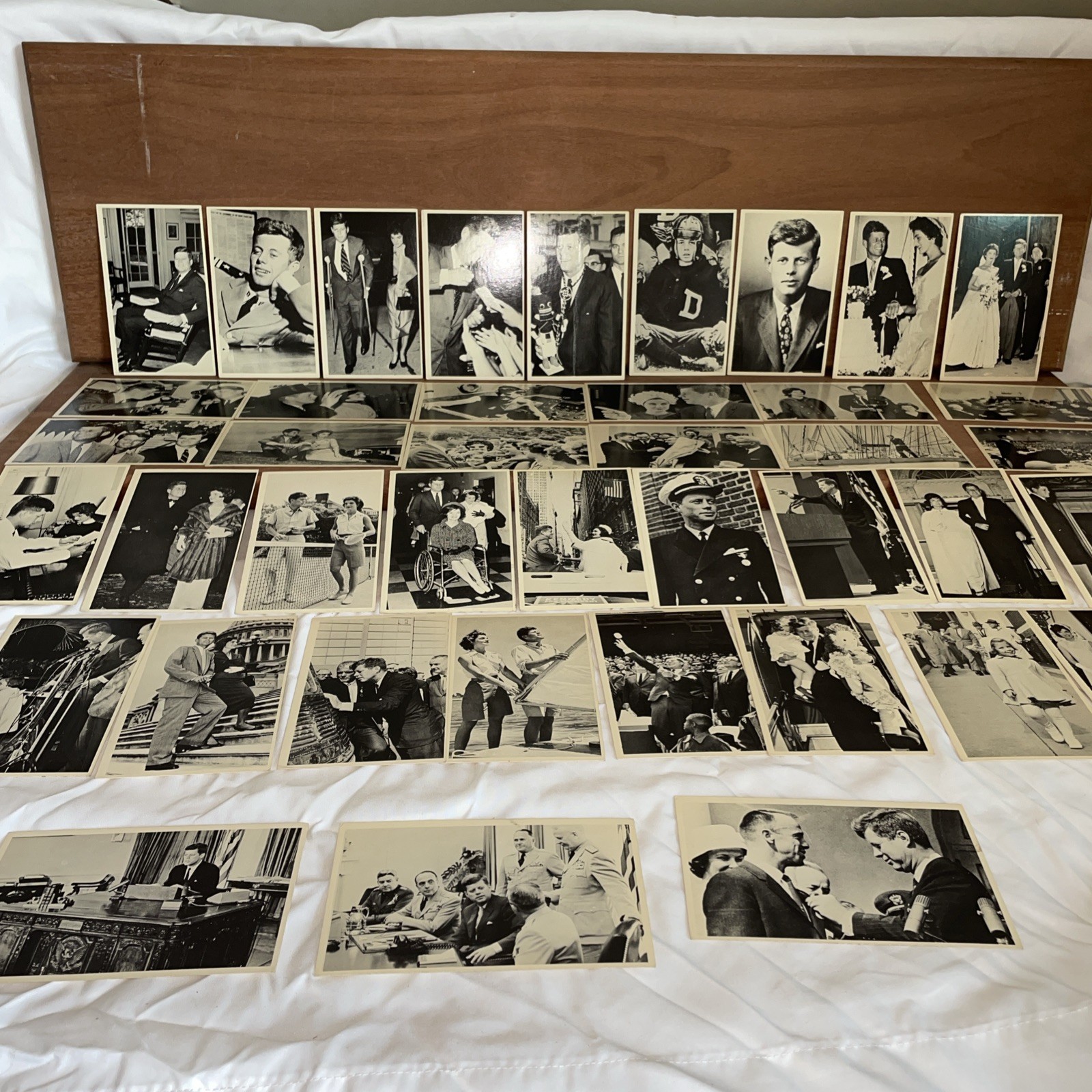 John F. Kennedy 41 Card Set Photogragh Description Postcard
