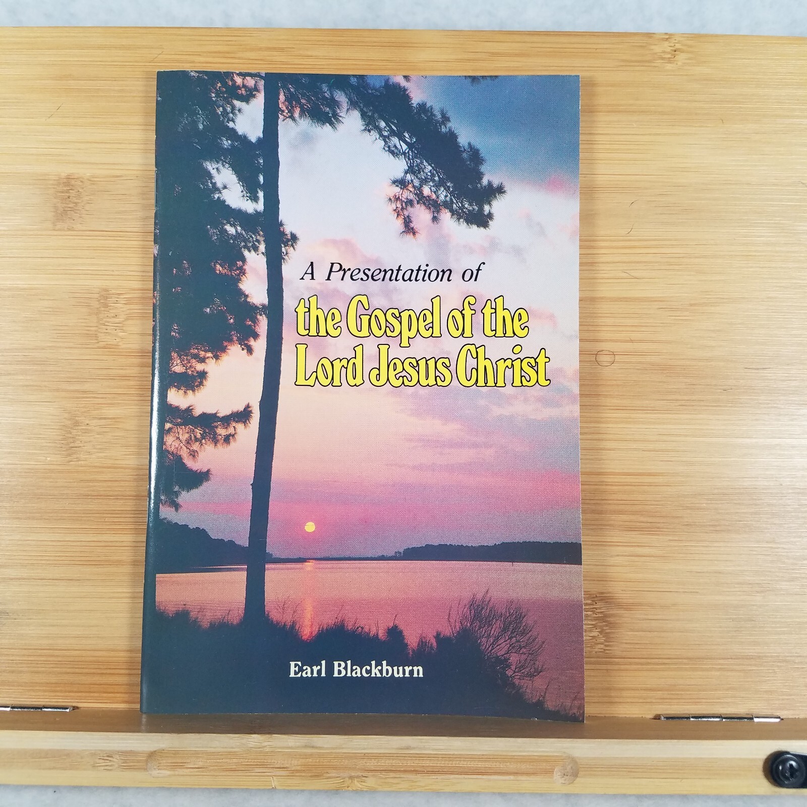 The Gospel of the Lord Jesus Christ – 1983 Stapled Paperback by Earl Blackburn