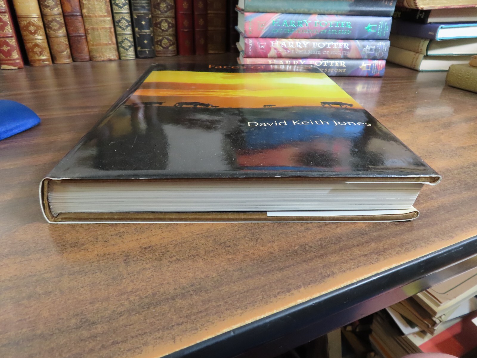Faces of Kenya David Keith Jones SIGNED 1978 HC 0241897483
