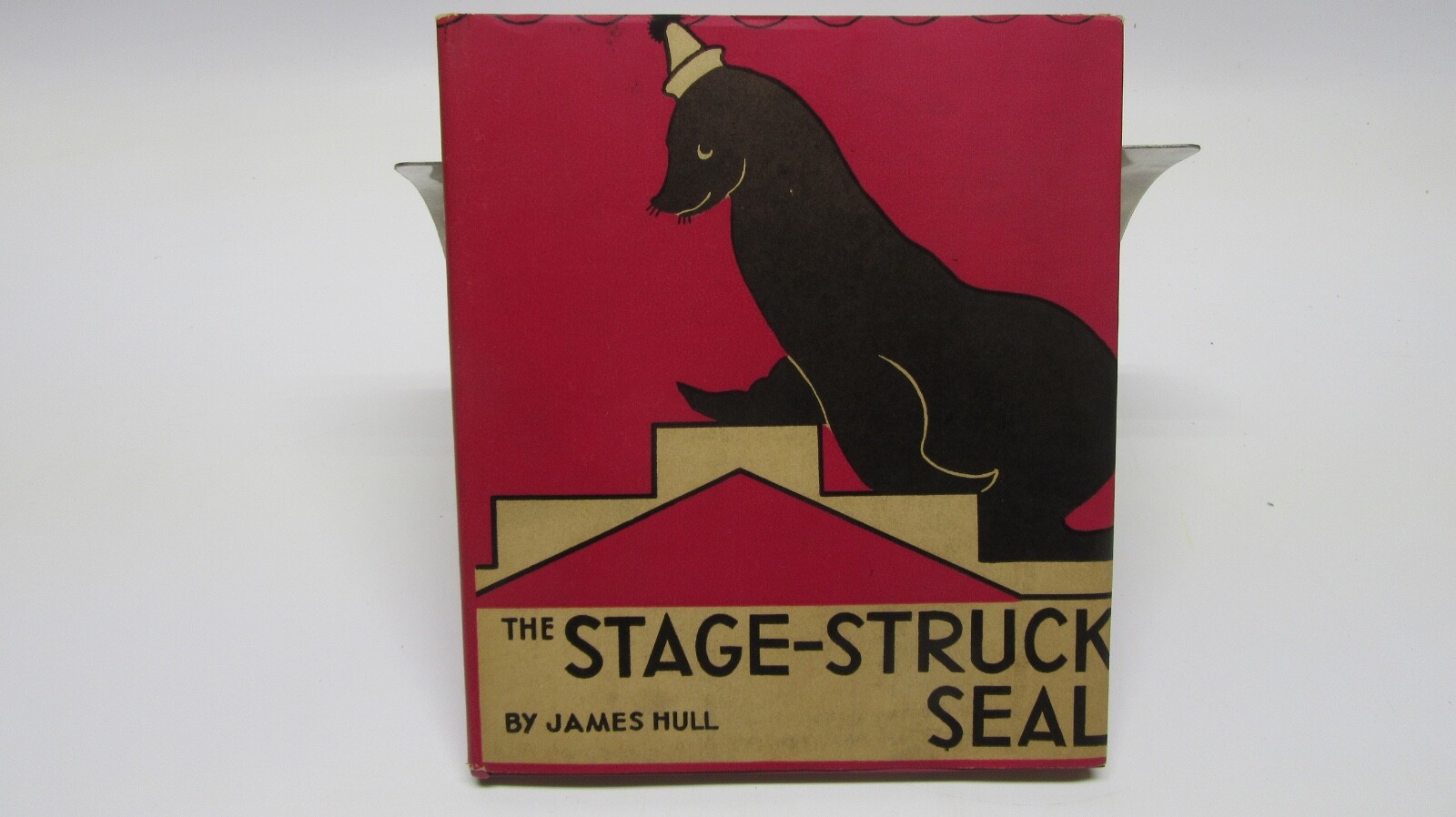 The Stage-Struck Seal, James Hull, Henry Holt & Co. 1937, 1st w dj