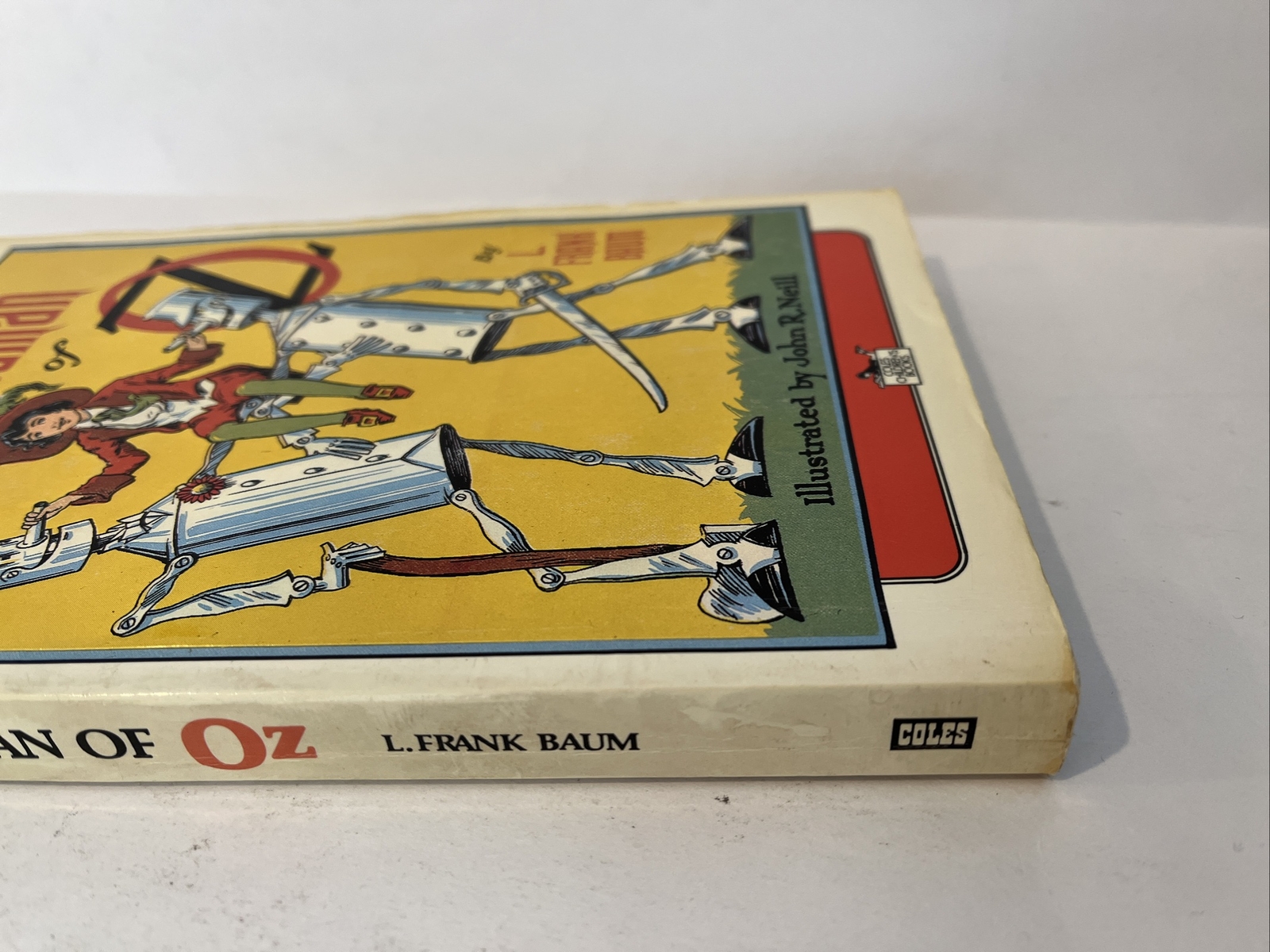 The tin woodman of OZ by L. Frank Baum (1980 PB Canada) Illustrated J.R. Neil