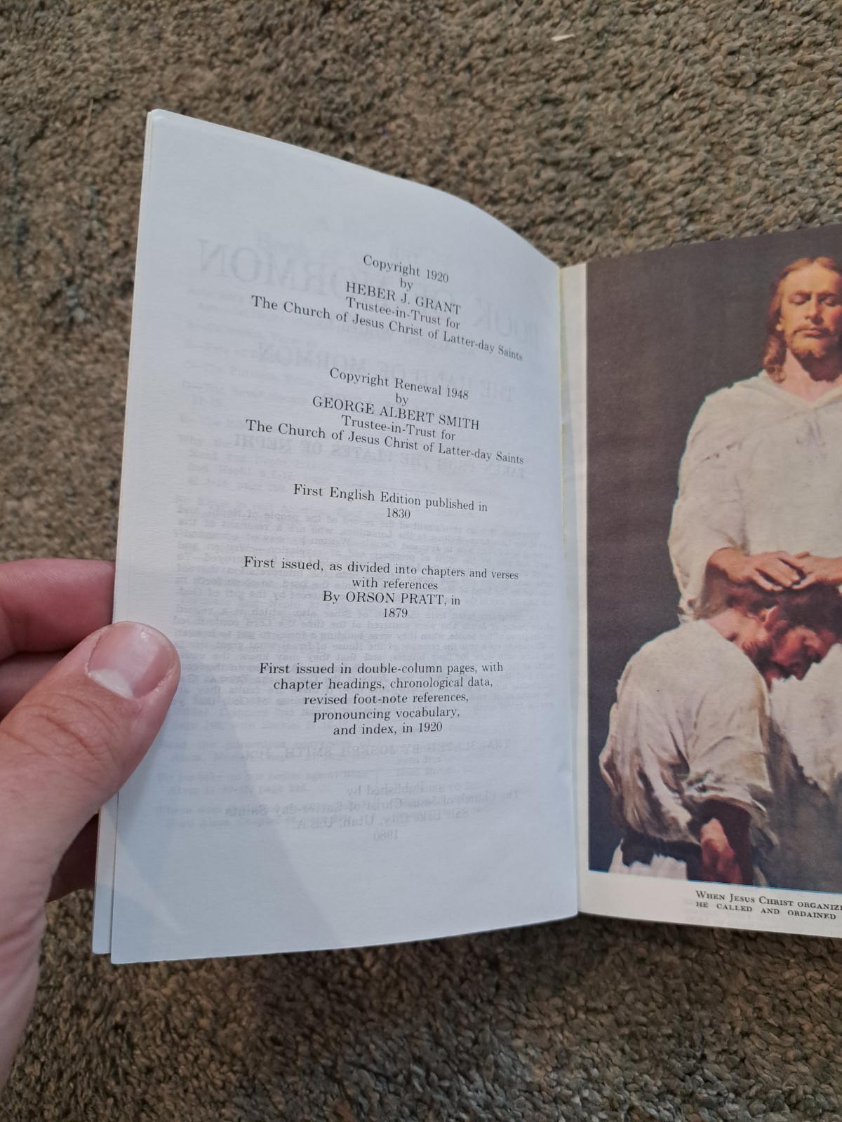 1980 Book of Mormon Gold Cover with Egyptian Hieroglyphs