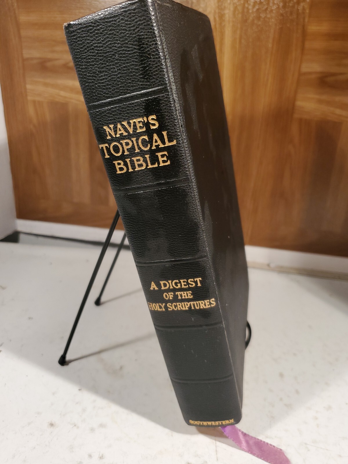 Vintage Naves Topical Bible 1962 Southwestern Imitation Leather Thumb Indexed