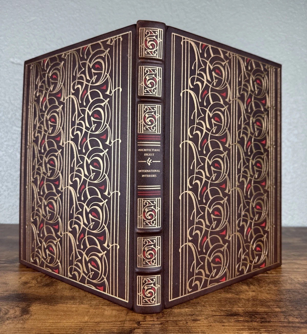 ARCHITECTURAL DIGEST: INTERNATIONAL INTERIORS; LTD. ED 368/1000 BY PAIGE RENSE