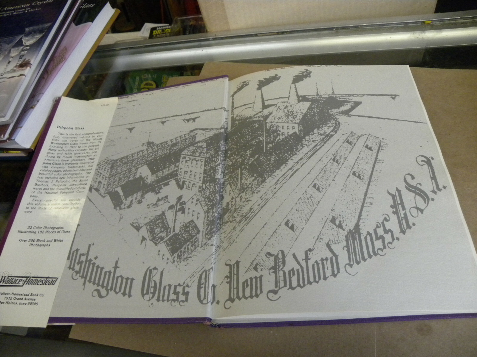 Wallace Homestead 1979 Leonard E. Padgett PAIRPOINT GLASS hc dj bjcx
