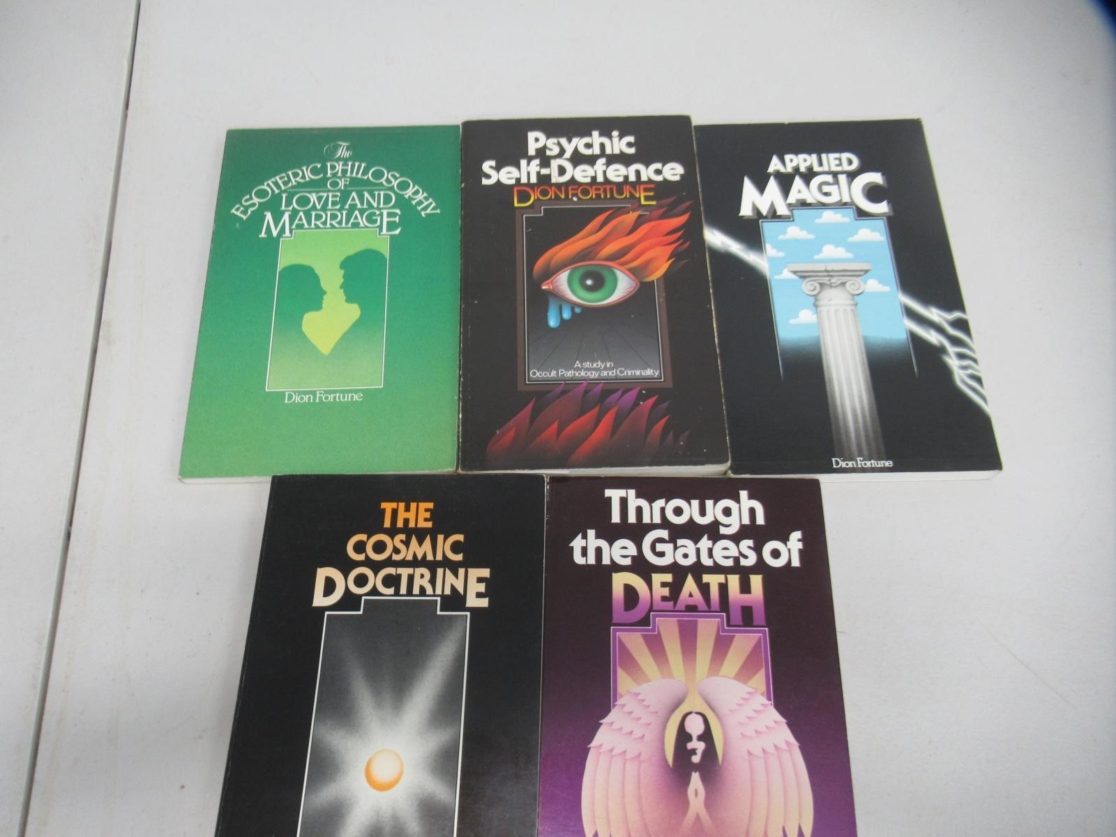 DION FORTUNE – 5 PB Psychic Self-Defence – Applied Magic – Gates of Death rd29
