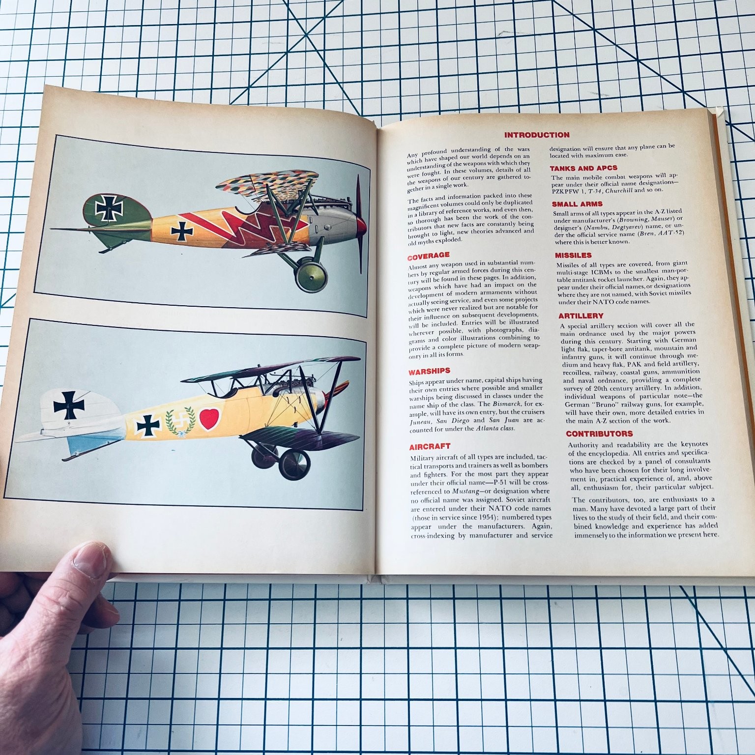20th Century Weapons and Warfare Fitzsimons 1st Edition 1977 WWI WWII Military