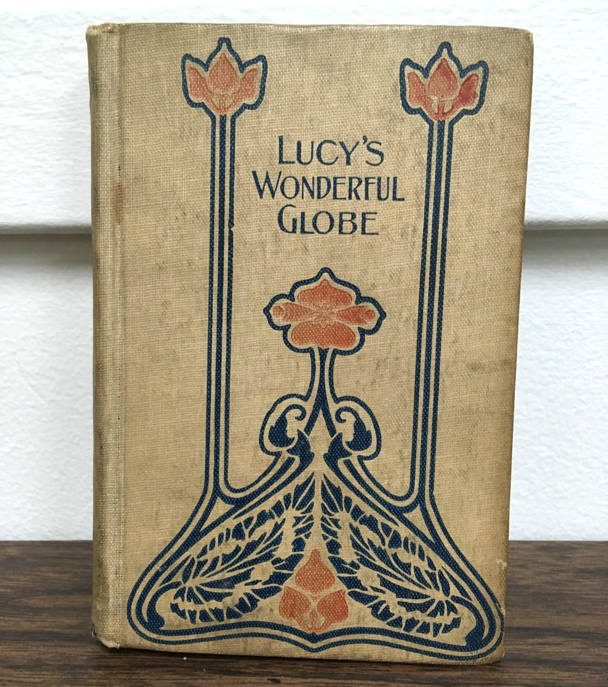VTG Lucy’s Wonderful Globe Charlotte M Yonge Amaranth Ser. Conkey 6.25″ x 4.25″