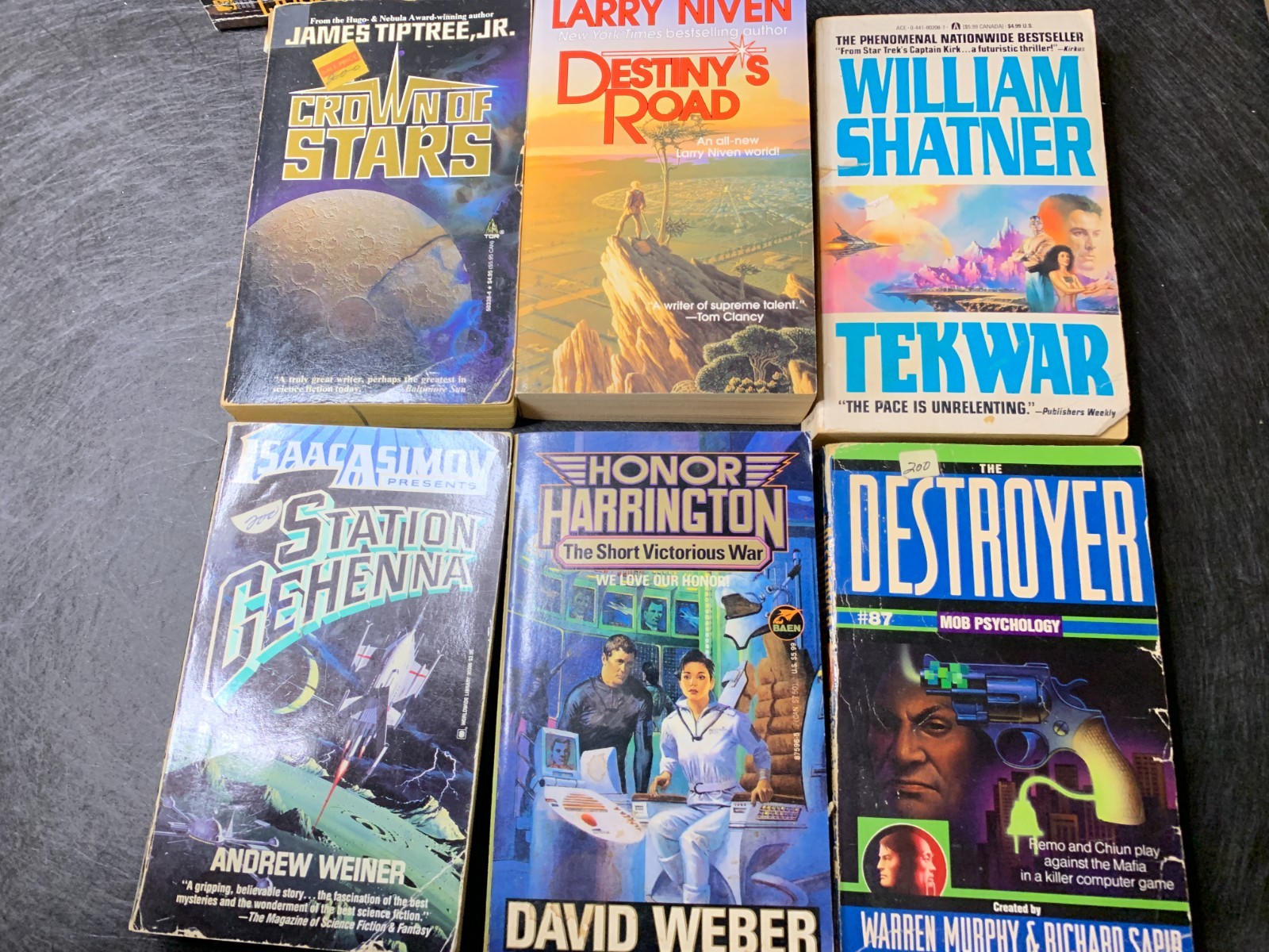 Epic Vintage SciFi Fantasy Paperback Lot 16 Books Asimov McCaffrey Niven Shatner