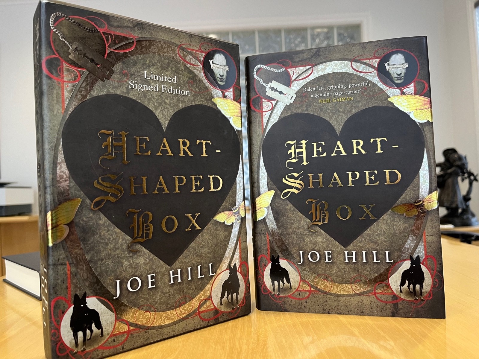 Joe Hill – HEART SHAPED BOX – Signed, Numbered, Slipcased Limited Edition