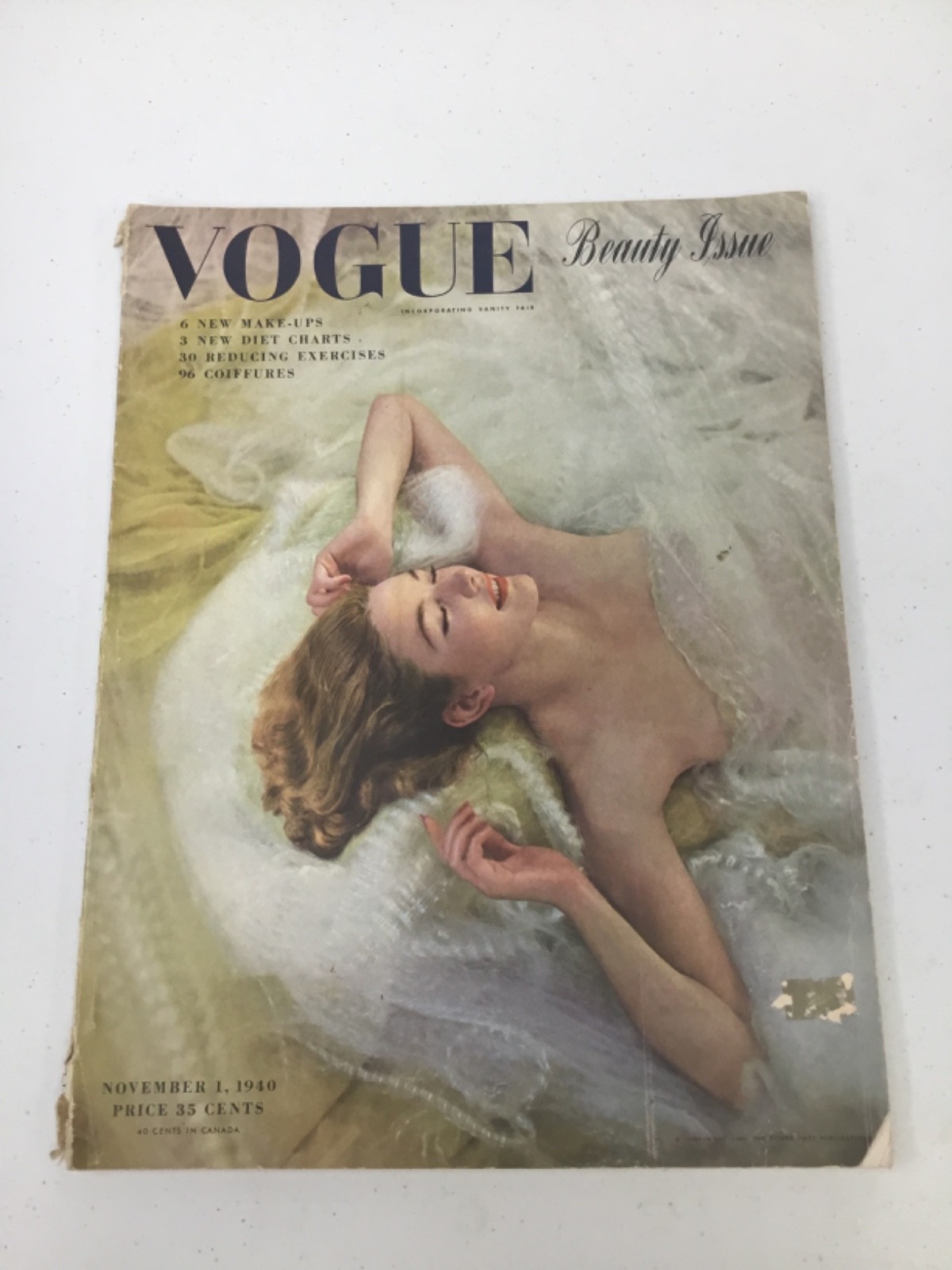 Vogue Magazine. Beauty Issue, November 1, 1940 PB Awesome Ads!