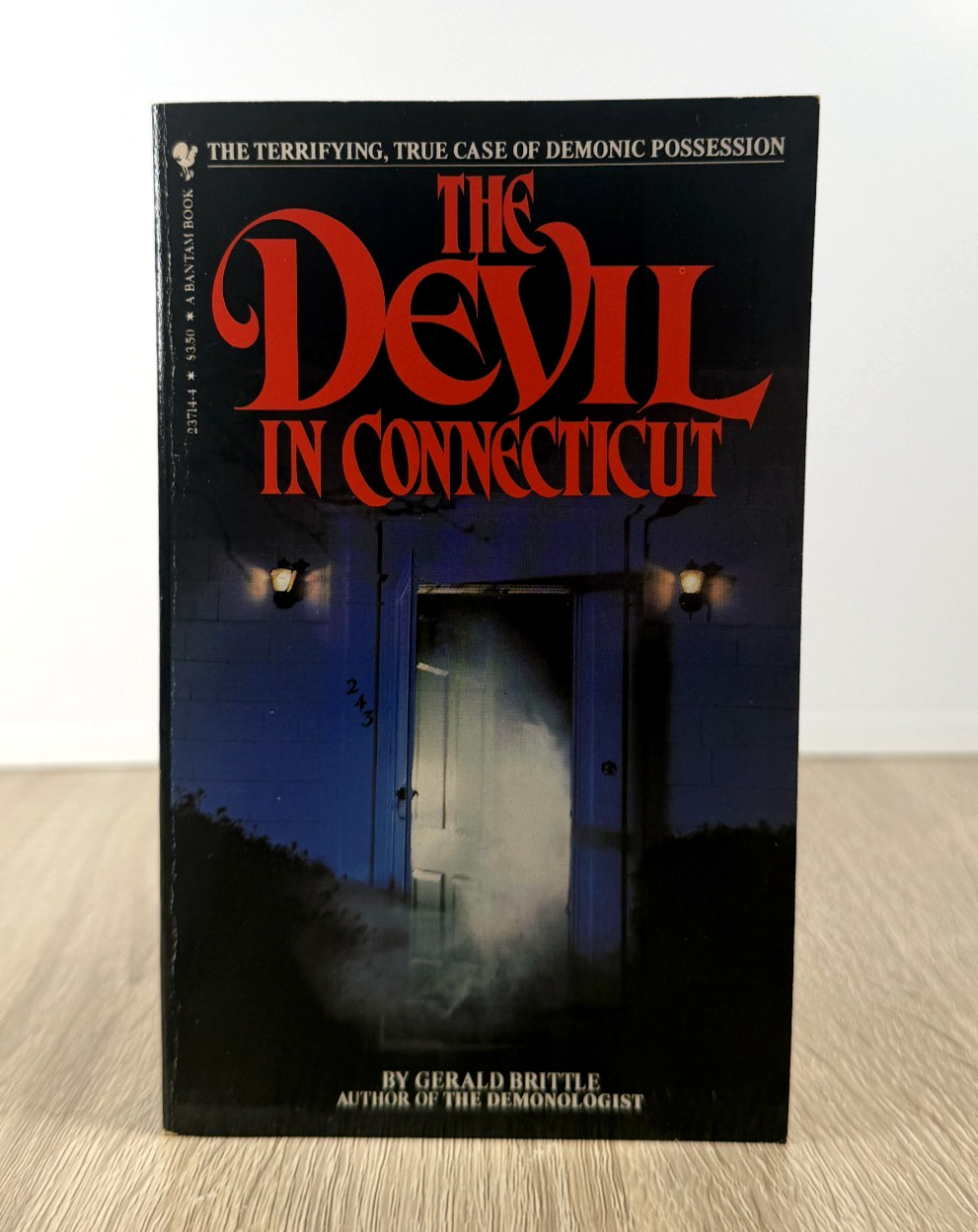 THE DEVIL IN CONNECTICUT By Gerald Brittle 1st Print The Conjuring OOP Horror VG
