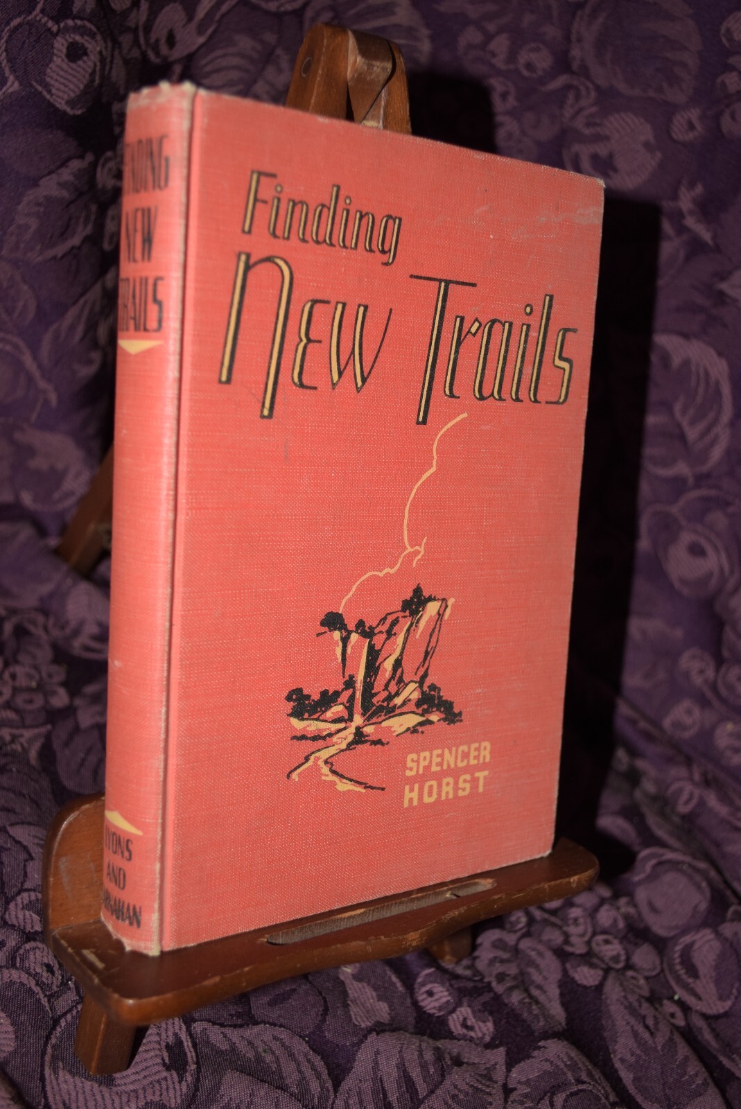 1945 Vintage Reading Textbook Finding New Trails by Spencer Horst Comprehension