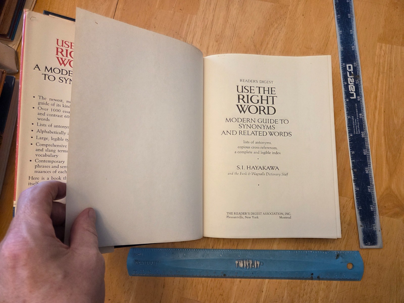 Reader’s Digest Use the Right Word – Modern Guide to Synonyms – 1978 Hardcover