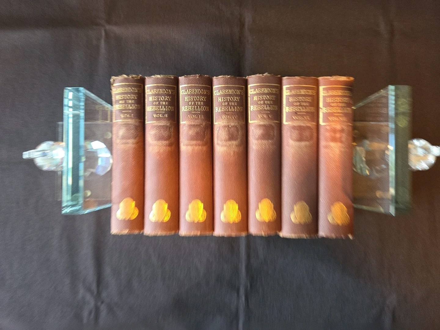 Clarendon’s History of the Rebellion in England. 7 Vols. 1839. Hardcover. Set.