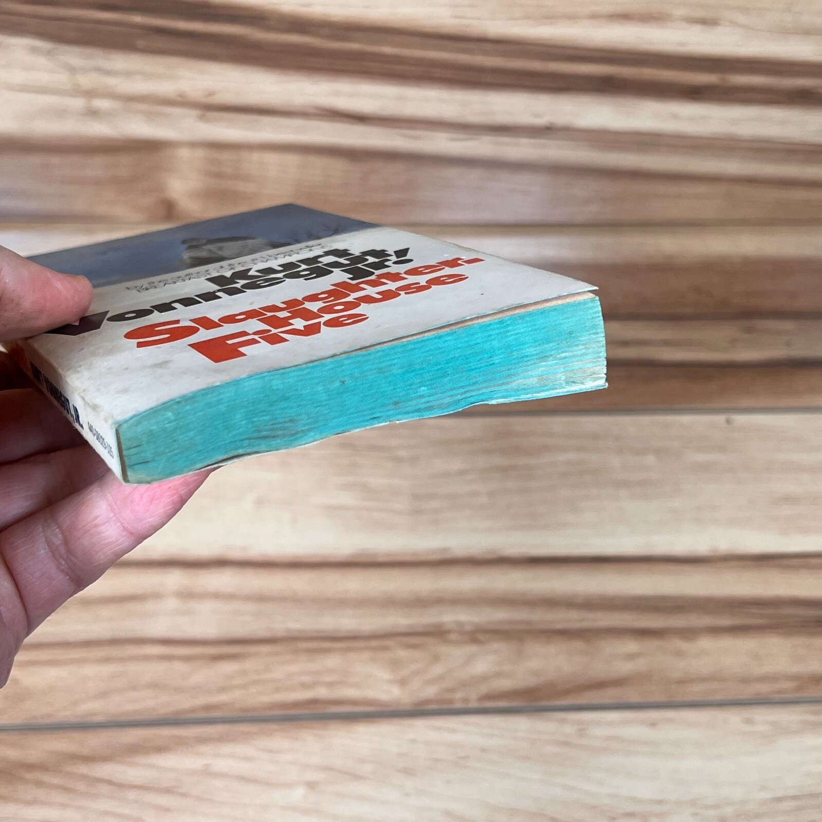 Slaughterhouse Five, Kurt Vonnegut Jr. PB VTG 1974 Dell 11th printing Blue Edge
