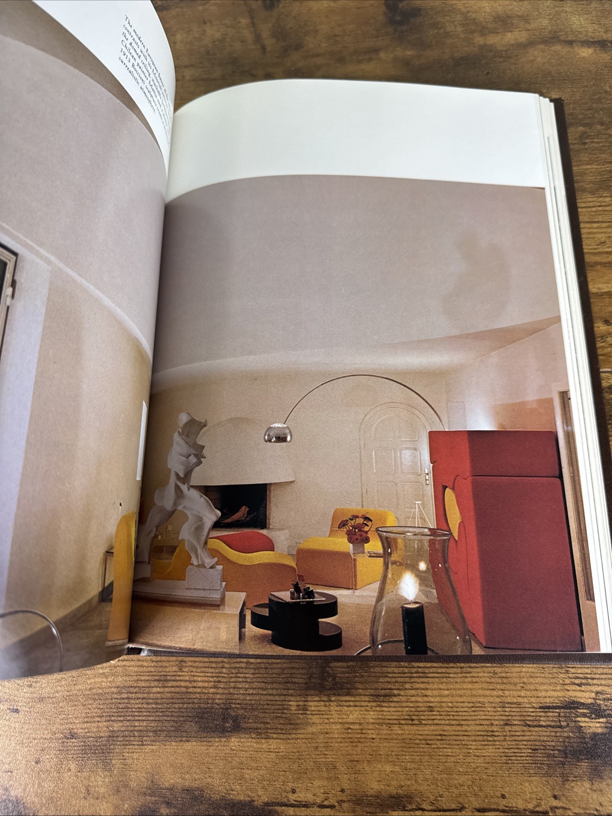 ARCHITECTURAL DIGEST: INTERNATIONAL INTERIORS; LTD. ED 368/1000 BY PAIGE RENSE