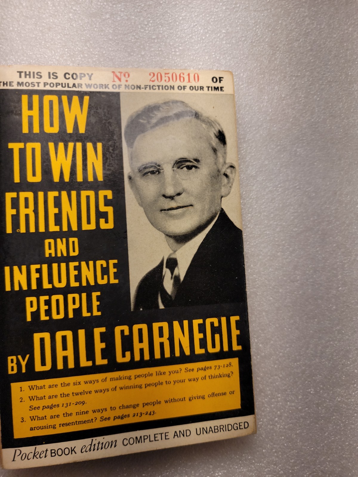 How to Win Friends and Influence People Dale Carnegie 1941 NY VTG Pocket Books