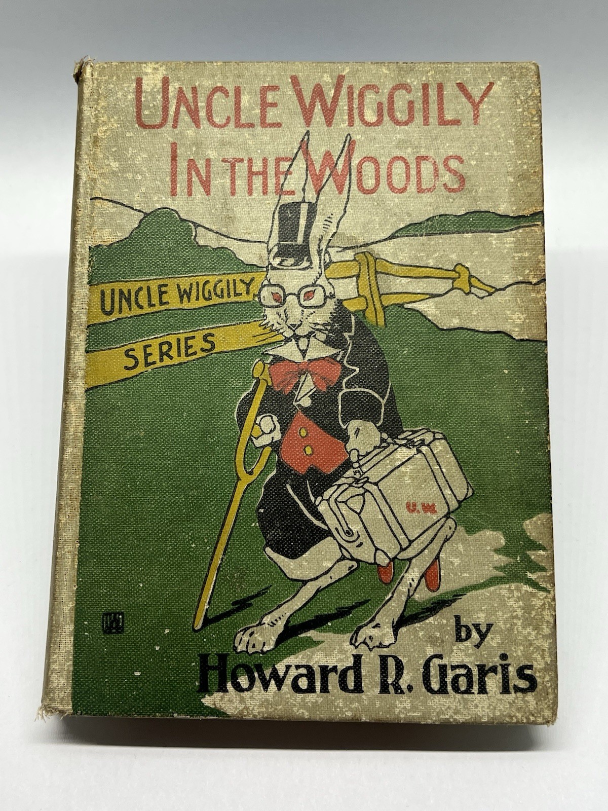 Vintage 1917 Uncle Wiggily in The Woods, by Howard R. Garis. Illustrated.