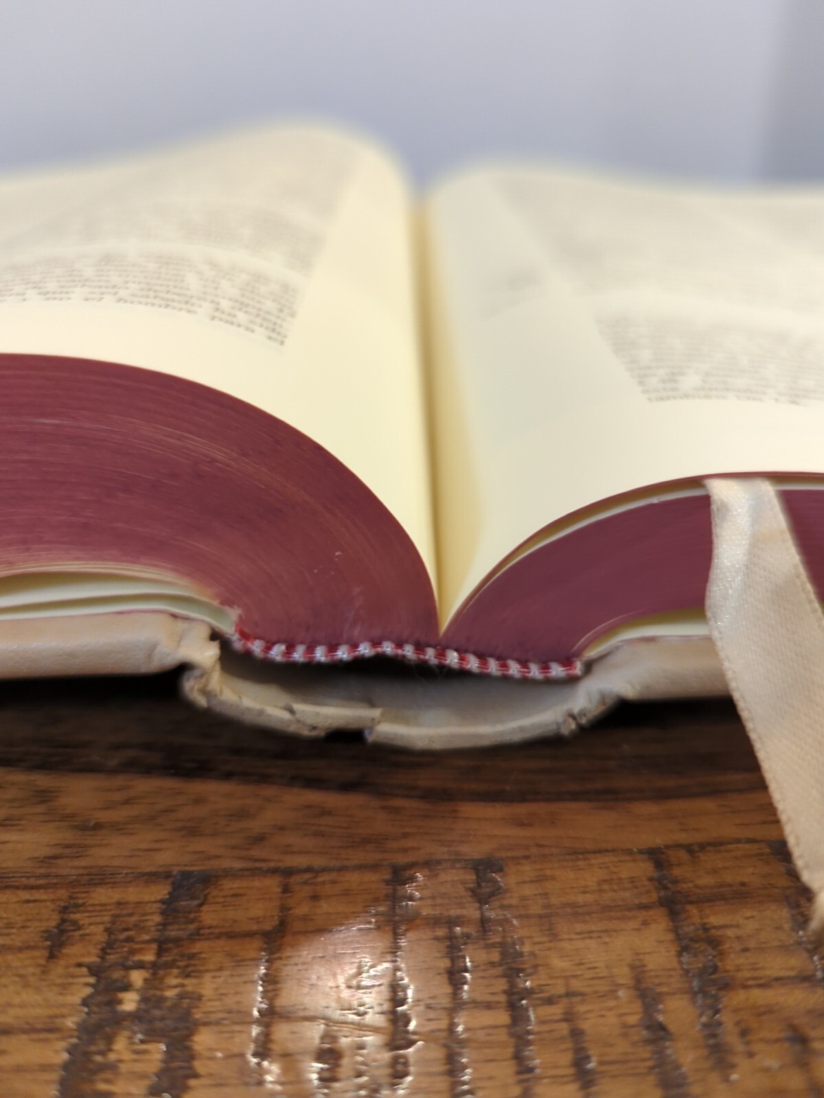 Vintage Bible-Bible Of Jerusalem, Illustrated by Gustave Doré – Volume One. 1999