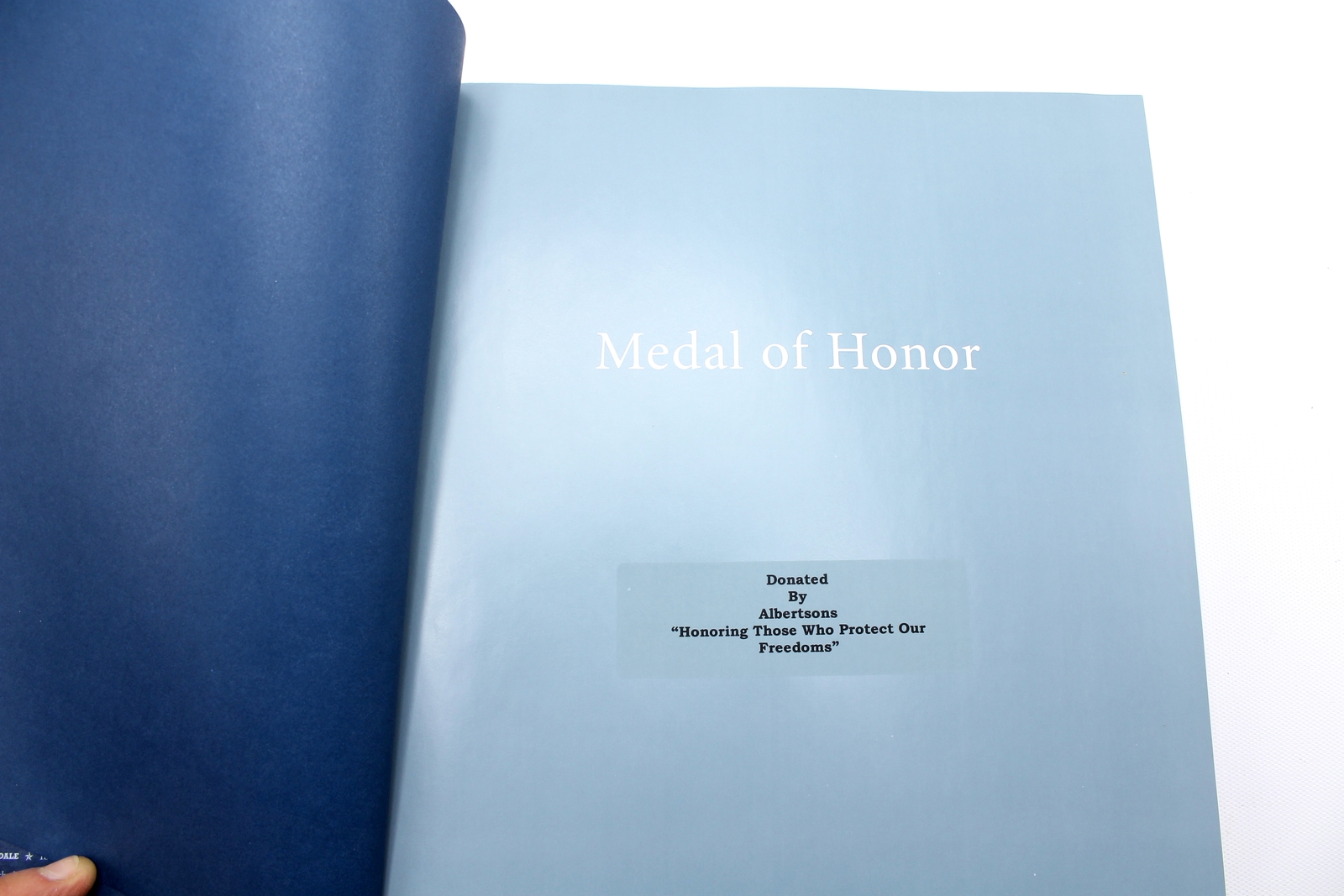 Medal of Honor Hardback Book 2003 Artisan Publisher