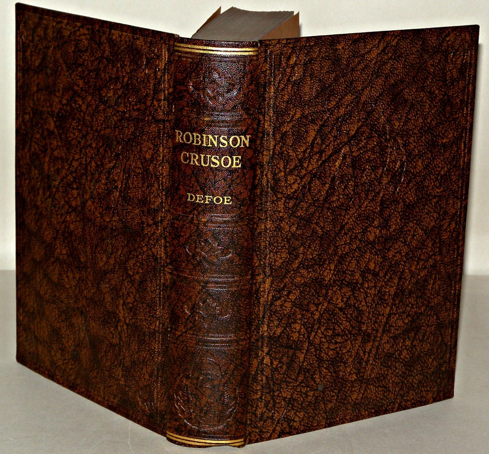 Robinson Crusoe, Daniel Defoe, Odhams Press c1930’s+ (Brown Binding)