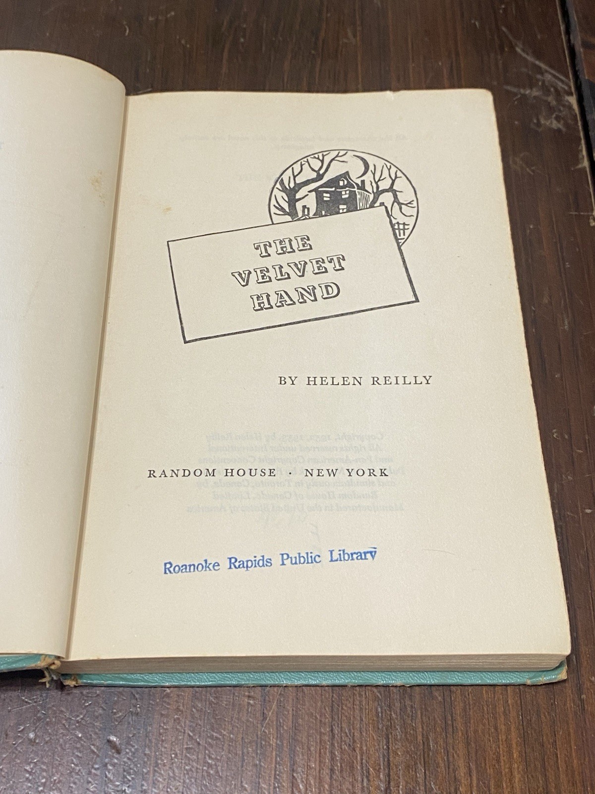 The Velvet Hand By Helen Reilly 1953 Vintage Murder Mystery