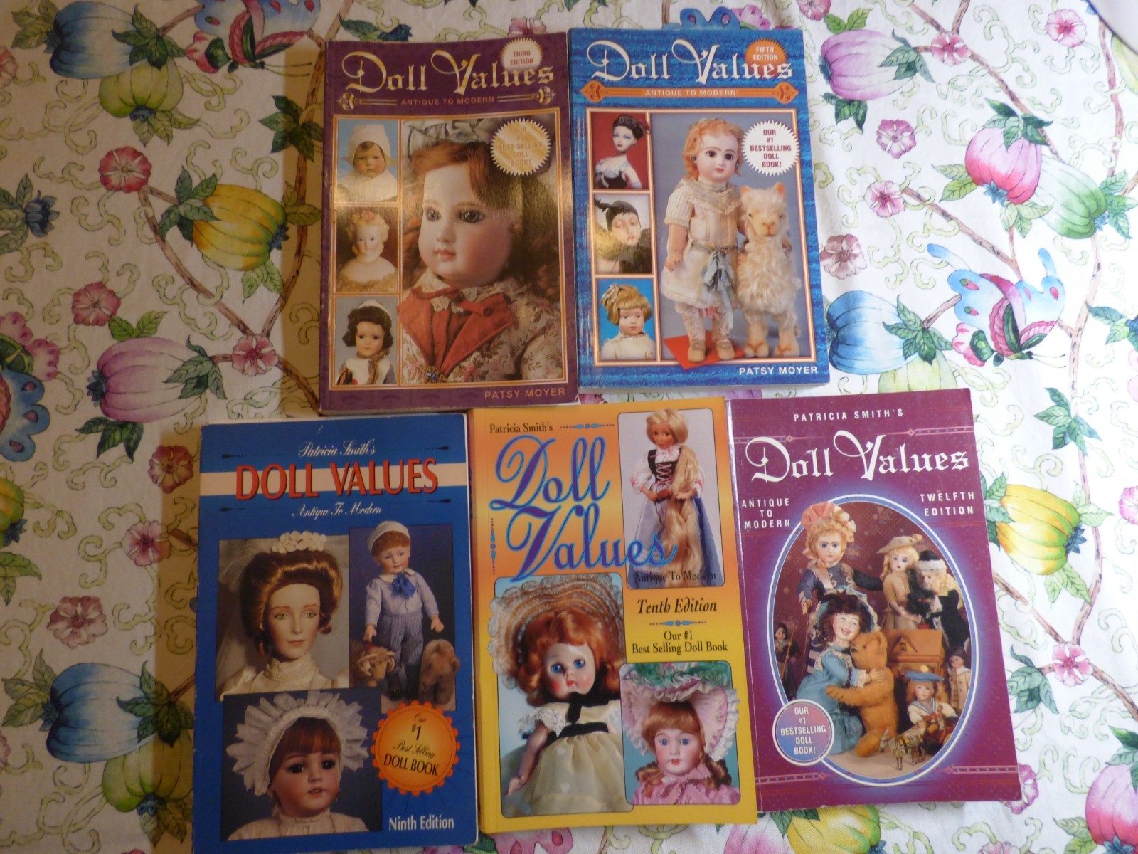 Vintage 5 book lot Out Of Print Collector Guides – Doll Values Antique to Modern